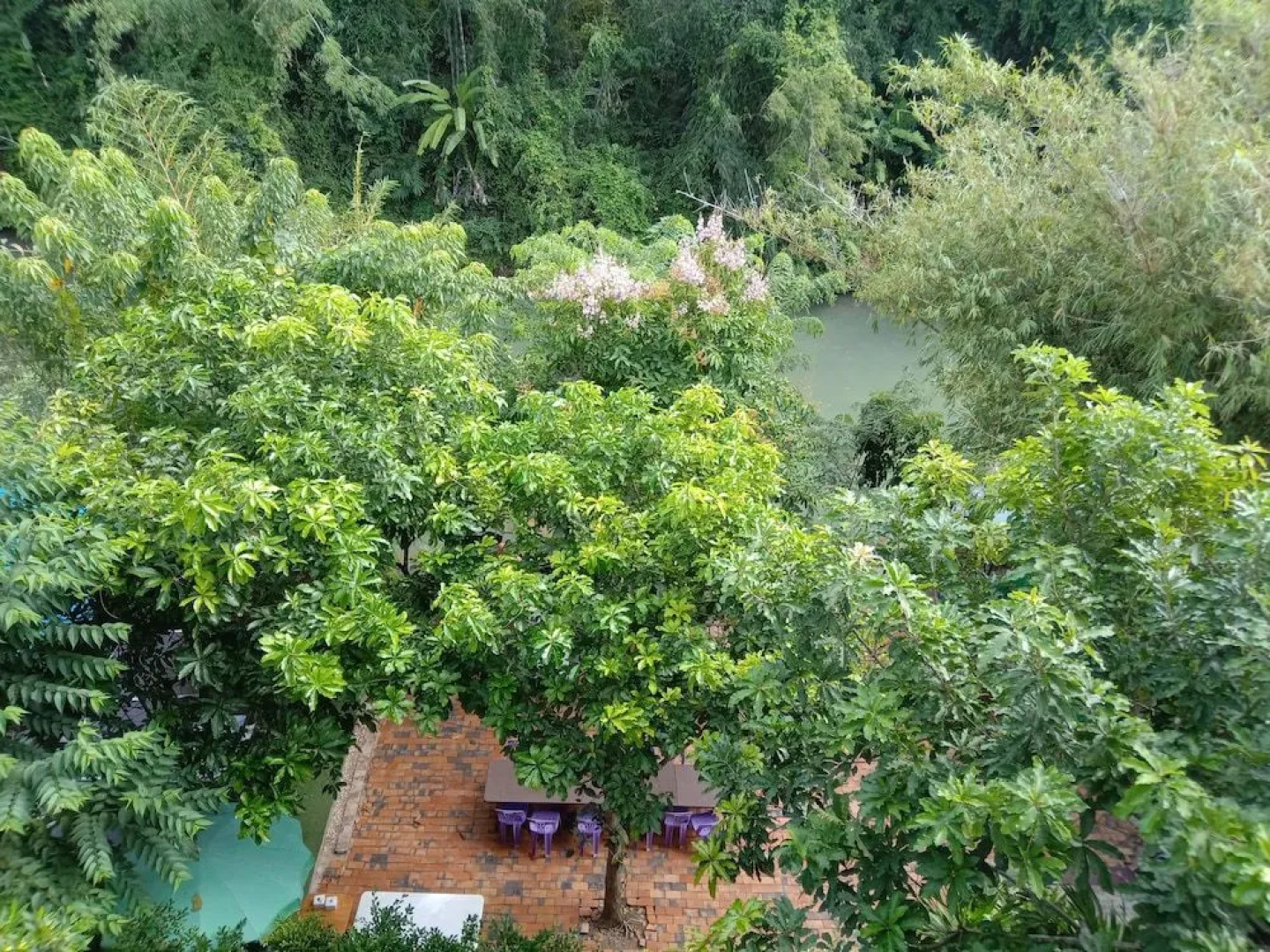 Ban Kiangnam Resort