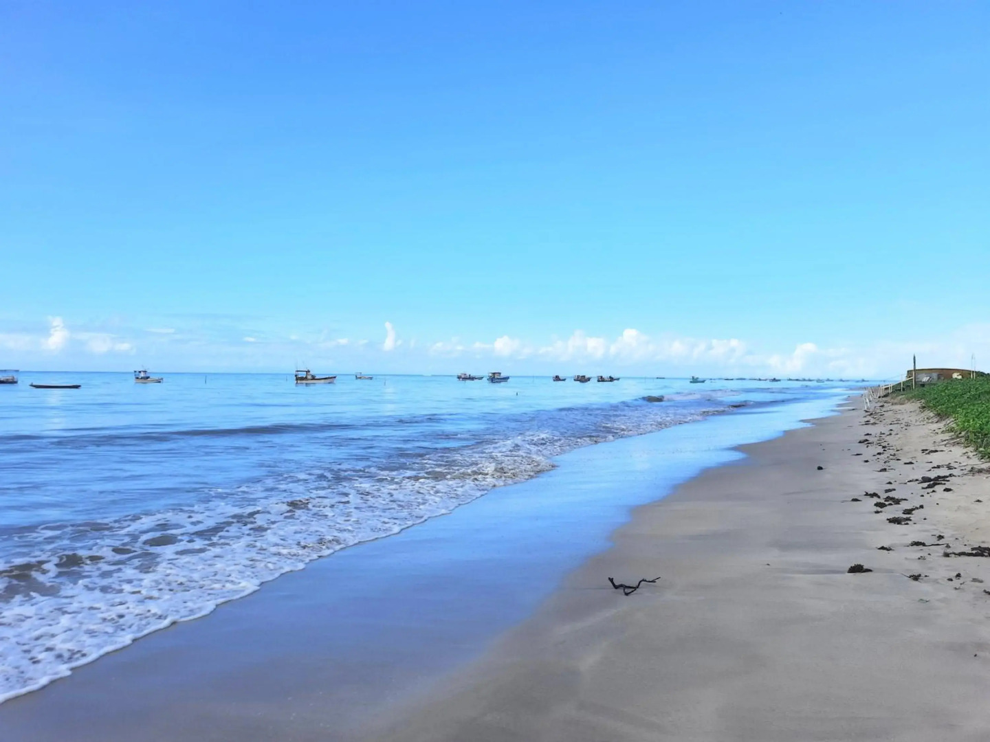 msflats-moderno, aconchegante, wifi 5g, praia mansa e quente 5 min a pé