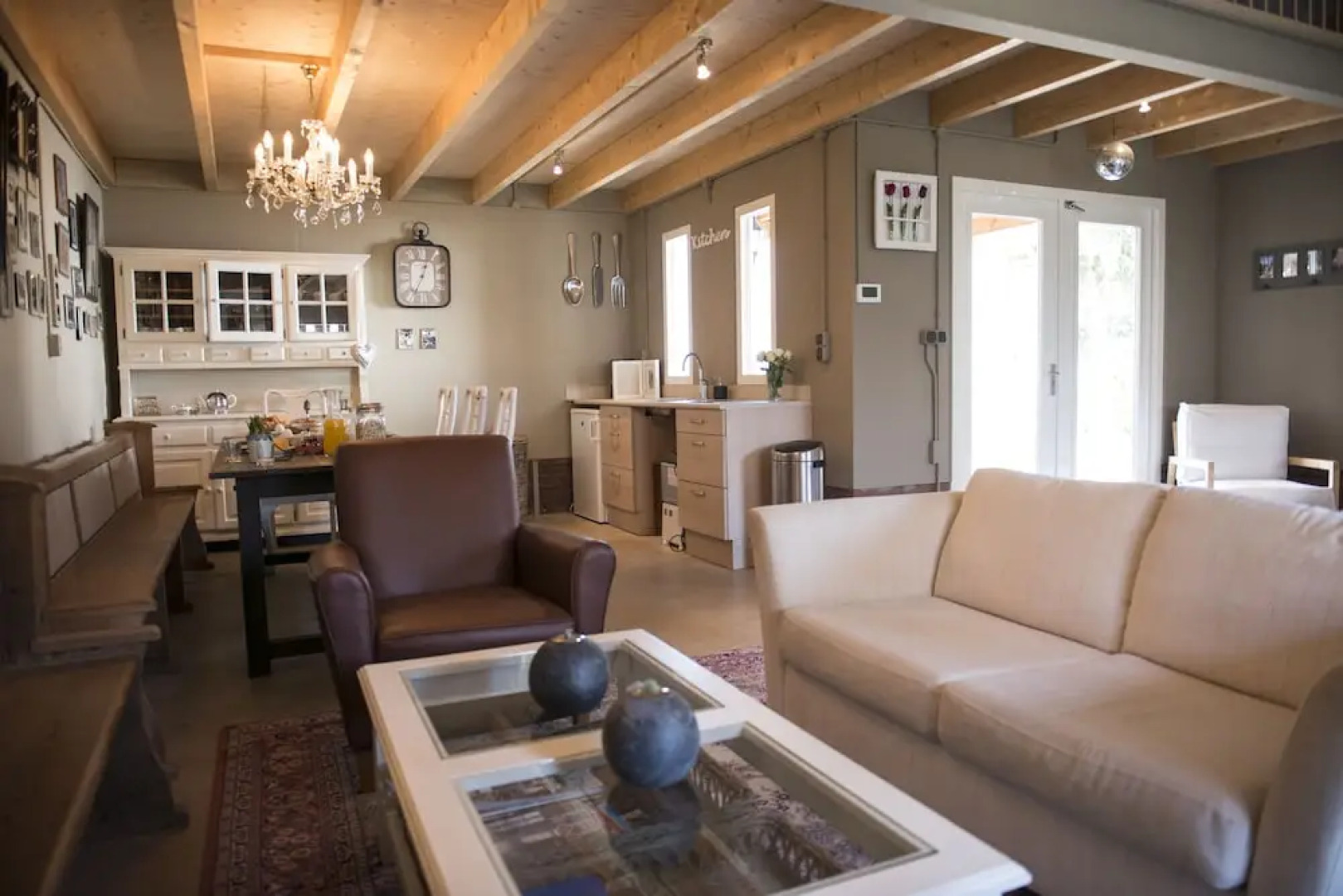 B&B Logeren bij van Heeren