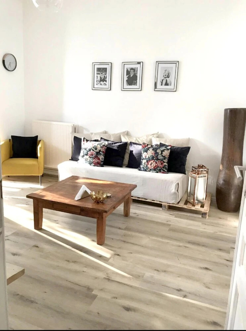 Apartment With one Bedroom in Saint-gilles, With Wonderful City View, Furnished Balcony and Wifi