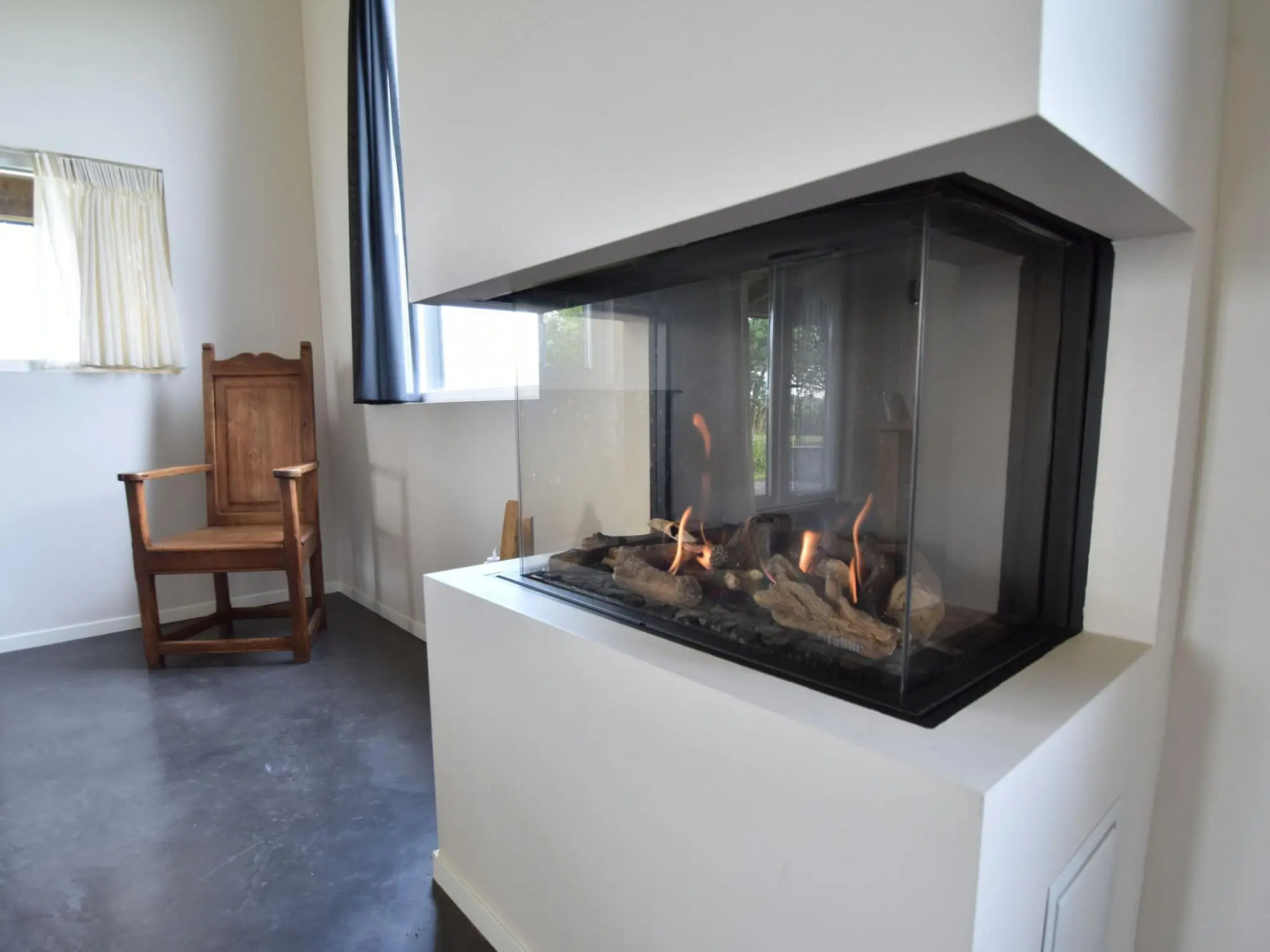 Seaside Villa With Garden