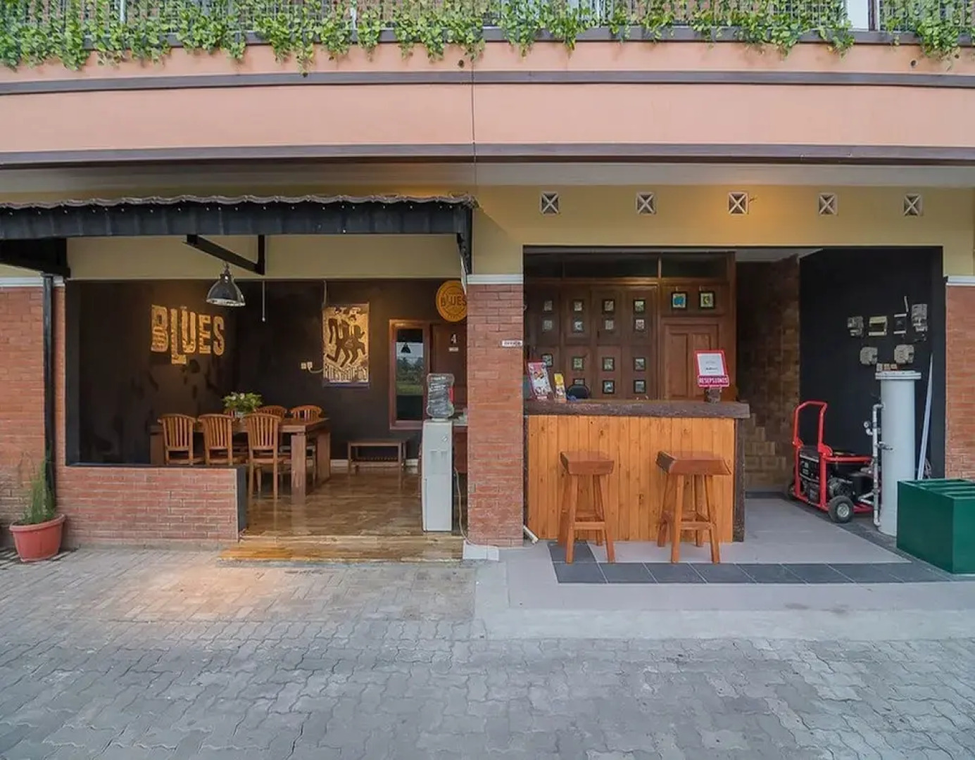 RedDoorz near Desa Wisata Kasongan