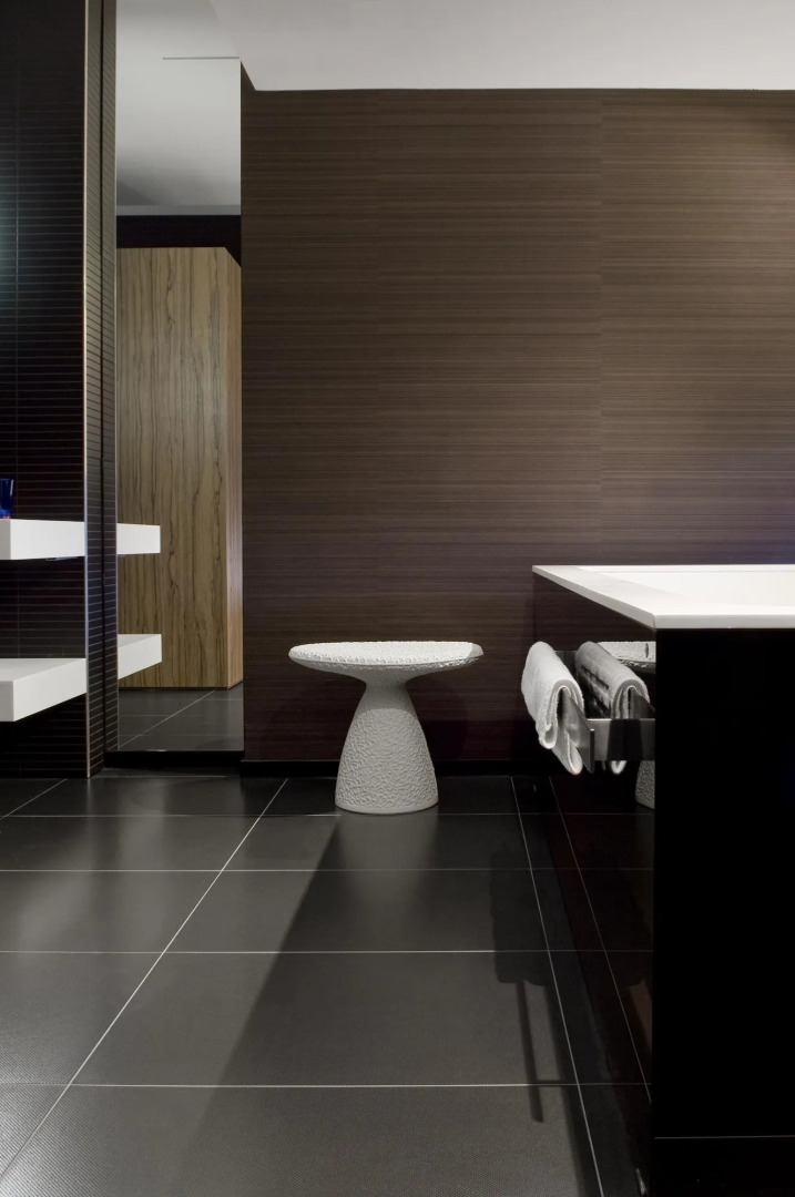 Carbon Hotel - Different Hotels