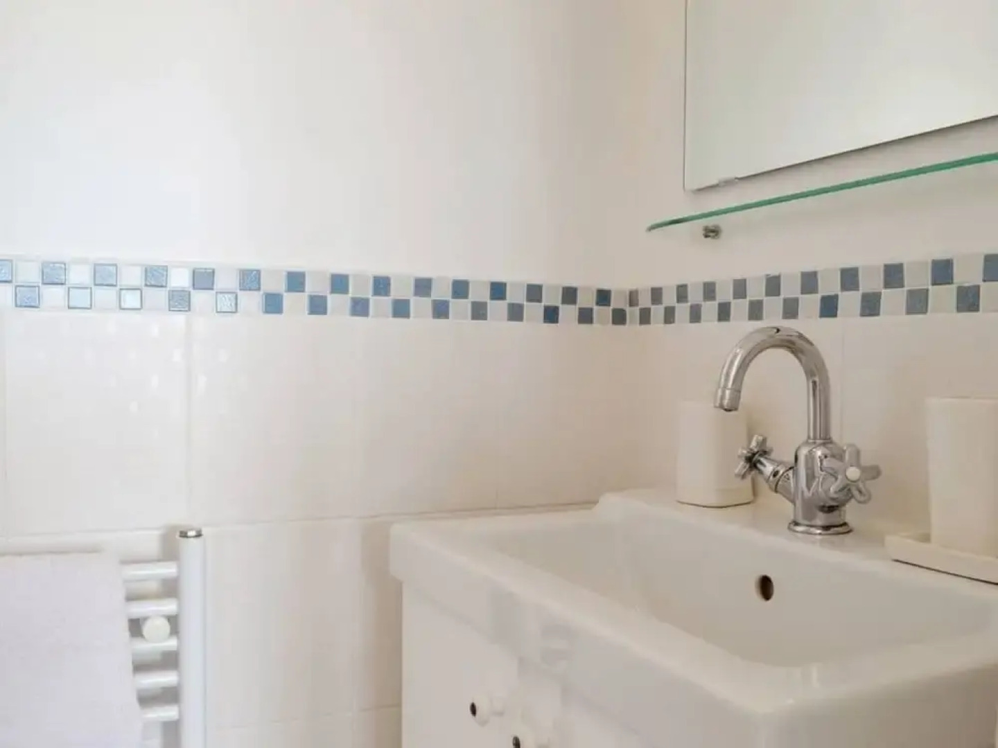 1-bed Cottage on Coastal Pathway in South Wales