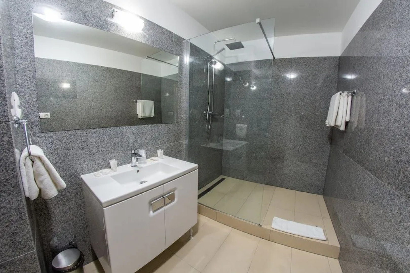 Alexandra Šport Hotel