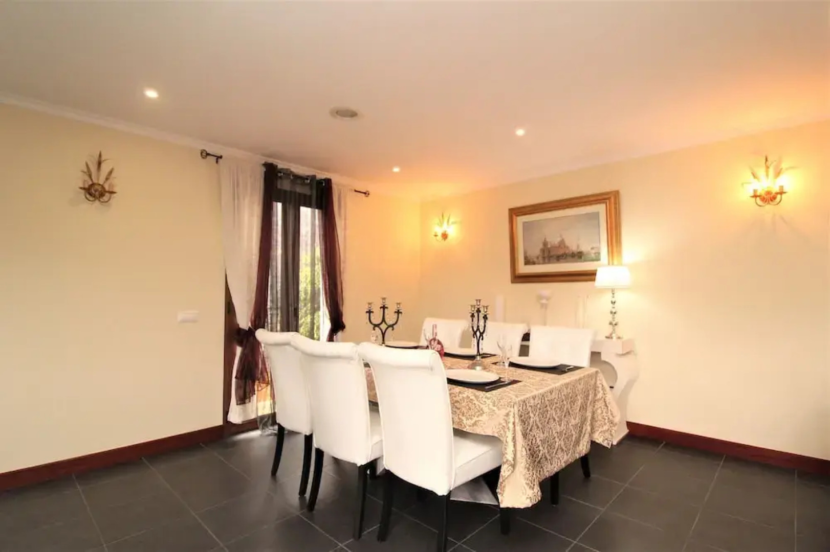 Santana Luxury Villa