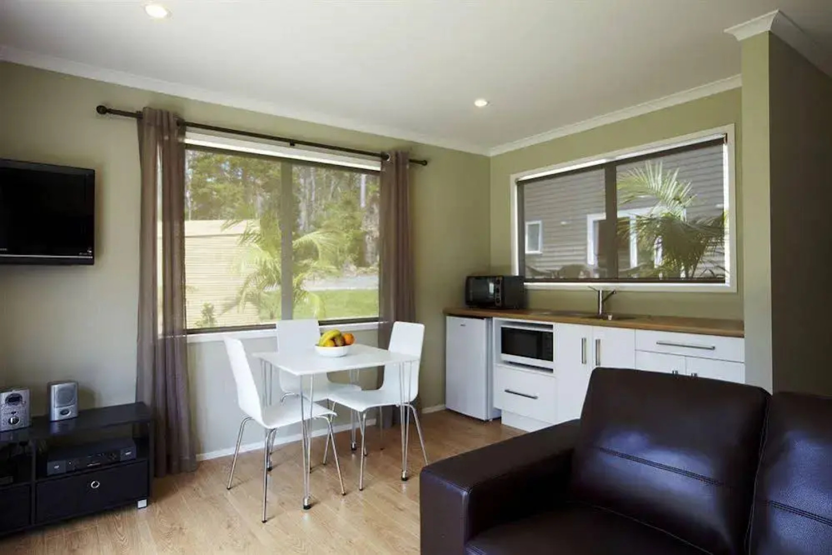 Orchid Grove Country Lodge
