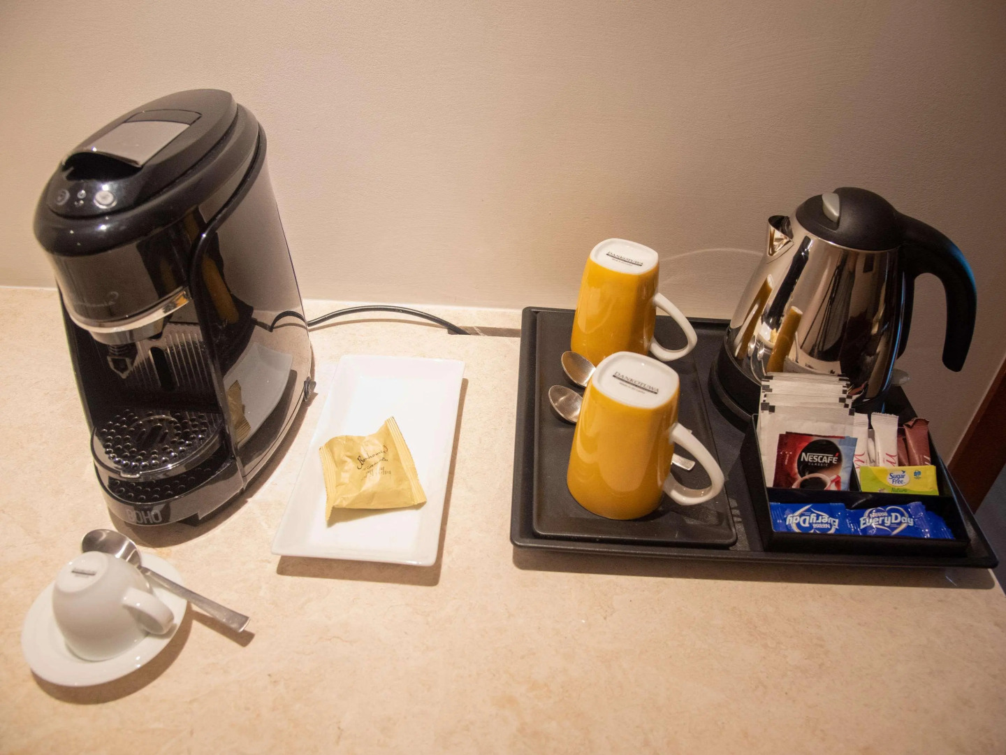 Mercure Hyderabad KCP Hotel