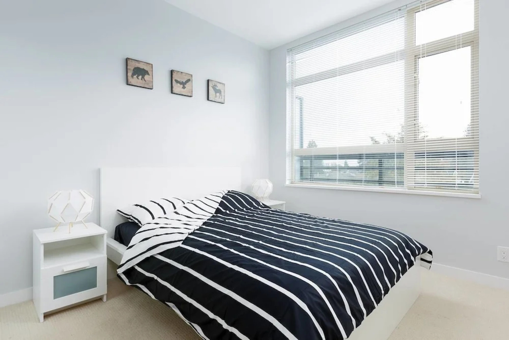 Surrey Center Cozy Condo