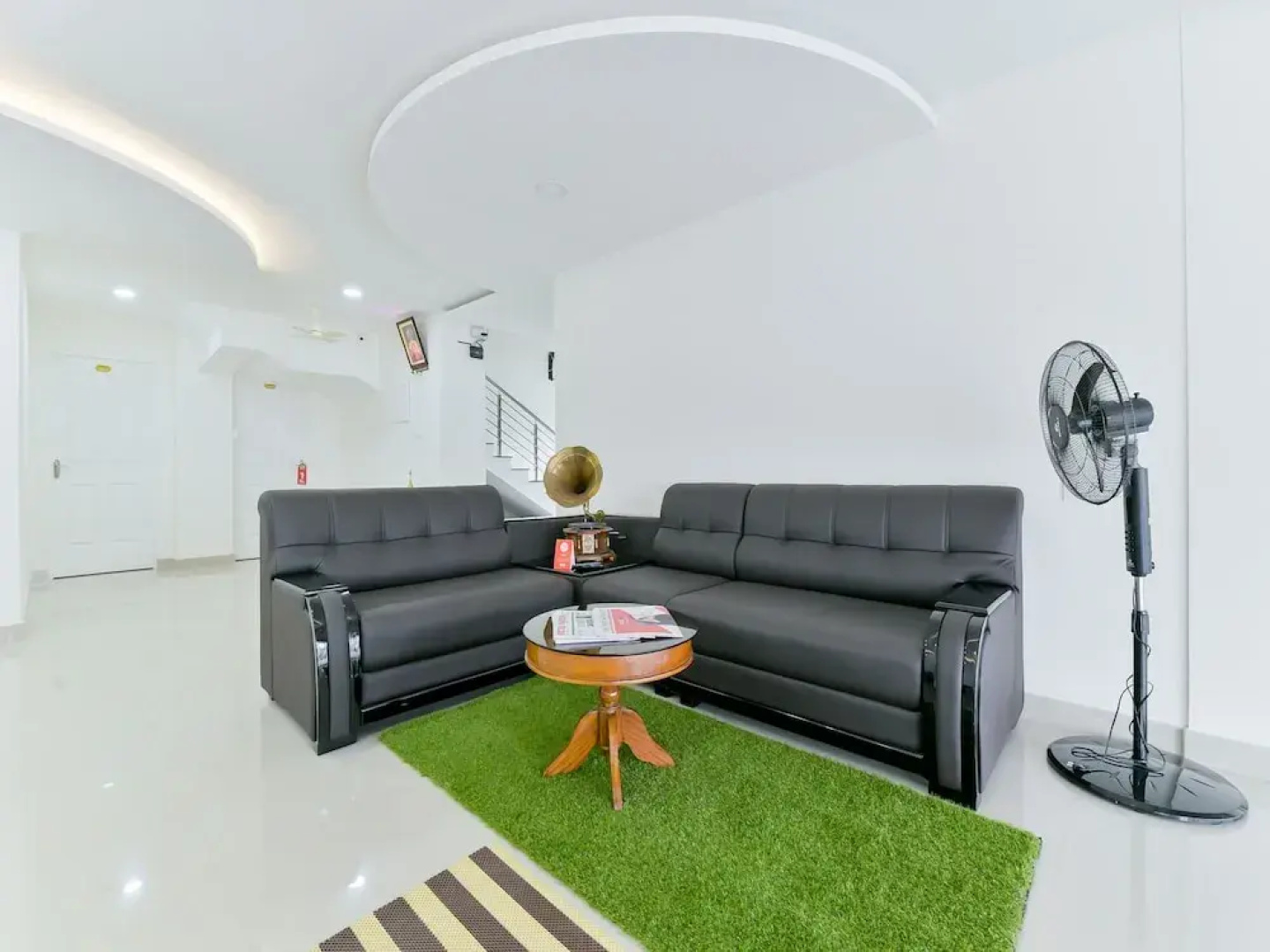 OYO 14879 Home Elegant 1BHK Kochi Airport