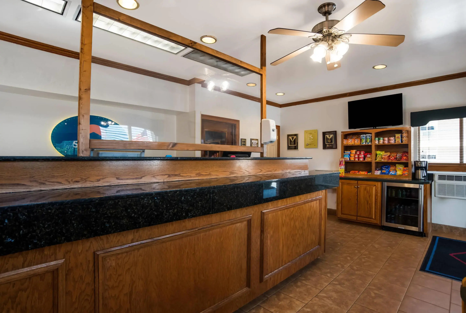 Suburban Studios Biloxi North Area