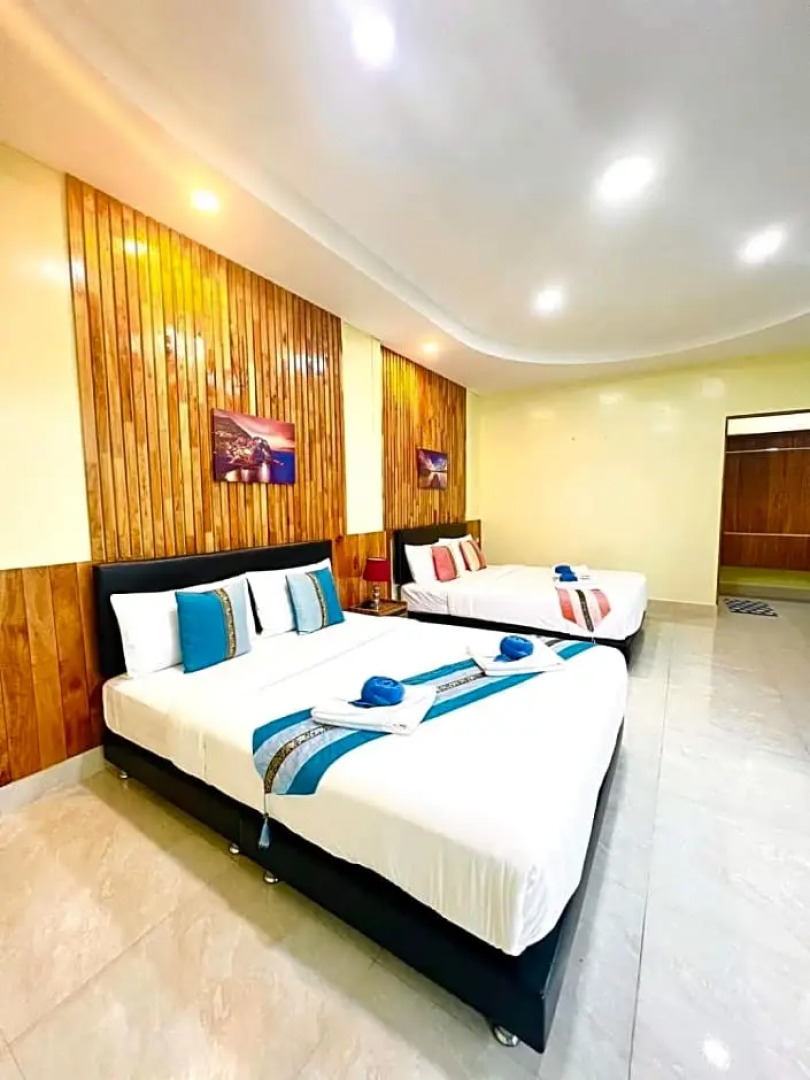 kinjo park pool view delux2 (double bed)