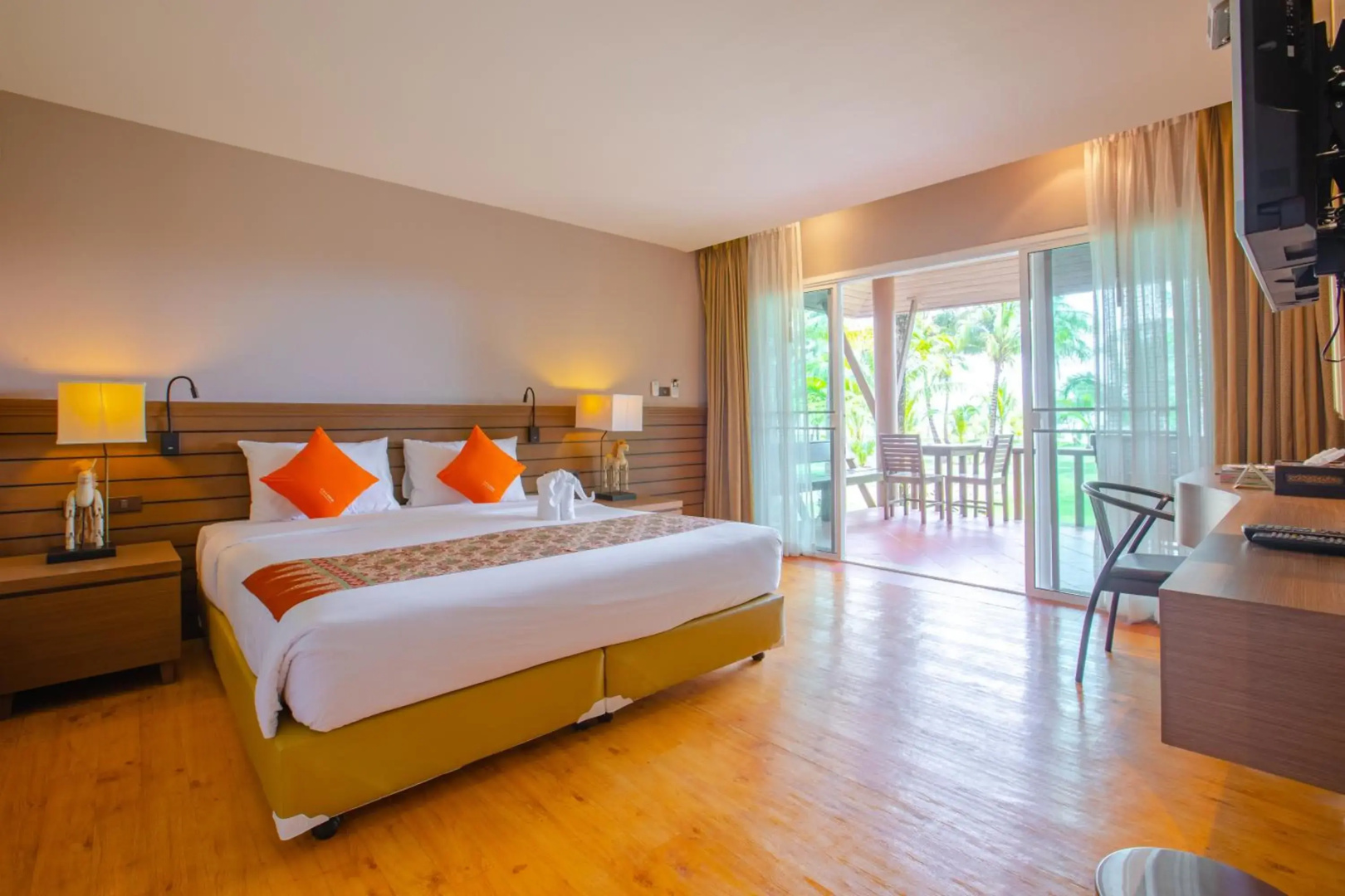 C&N Kho Khao Beach Resort (SHA Plus+)