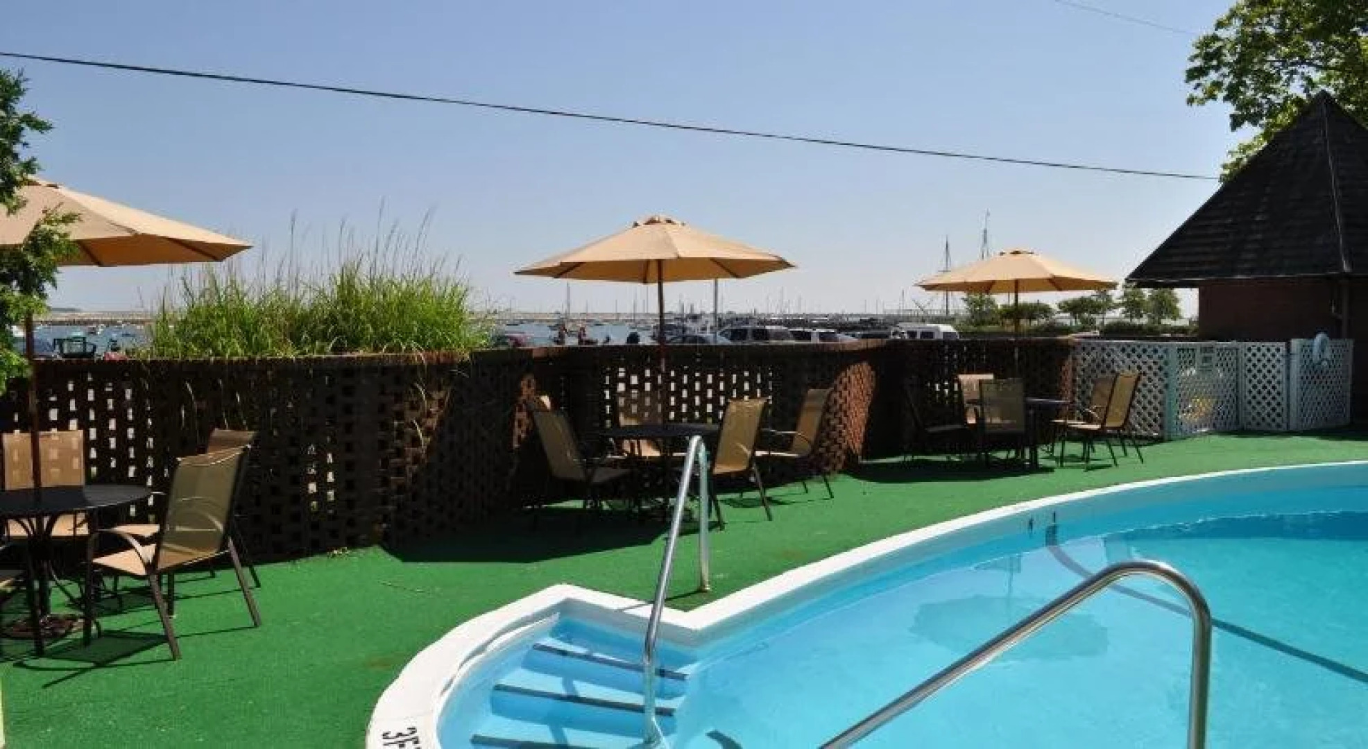 Bradford Inn And Suites