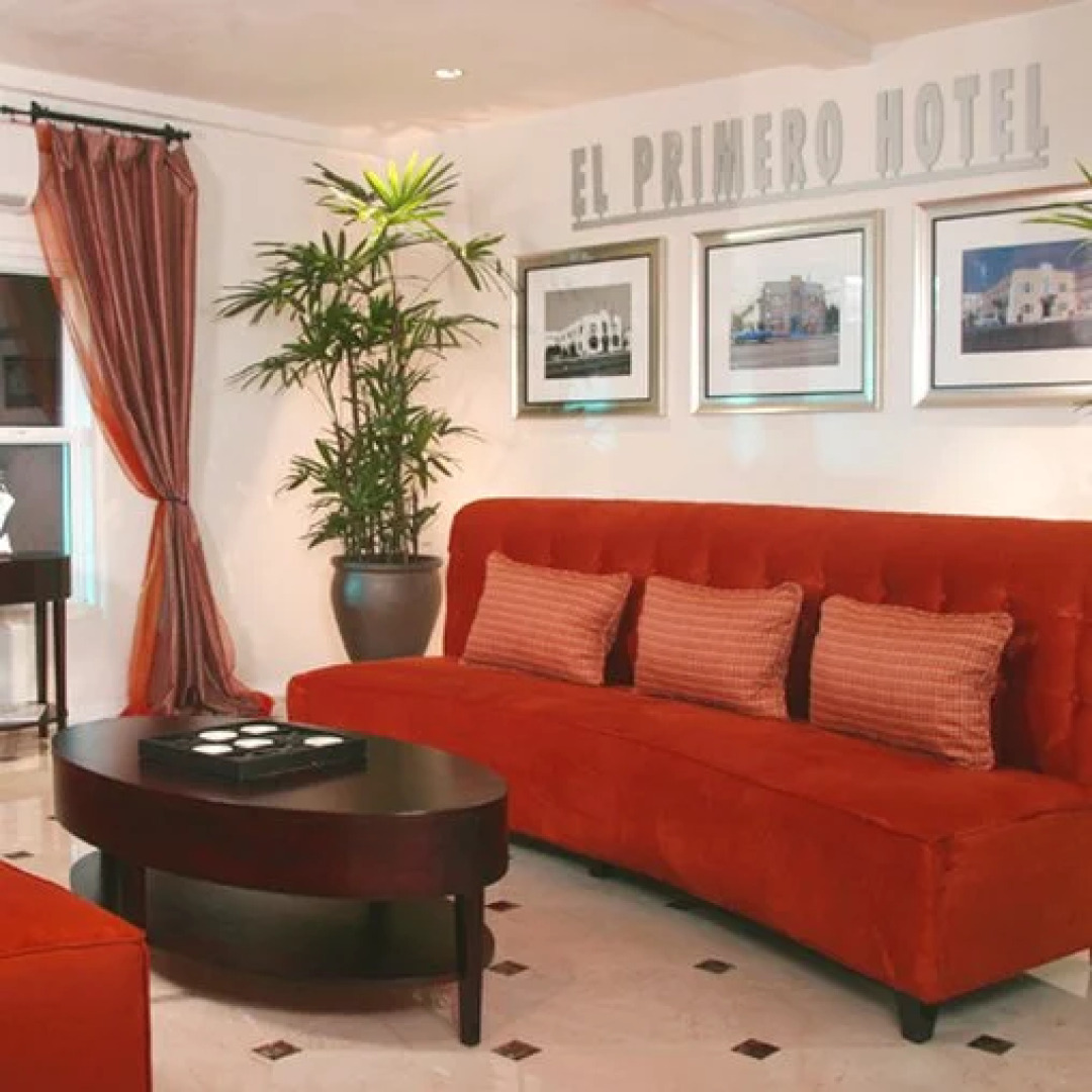El Primero Hotel
