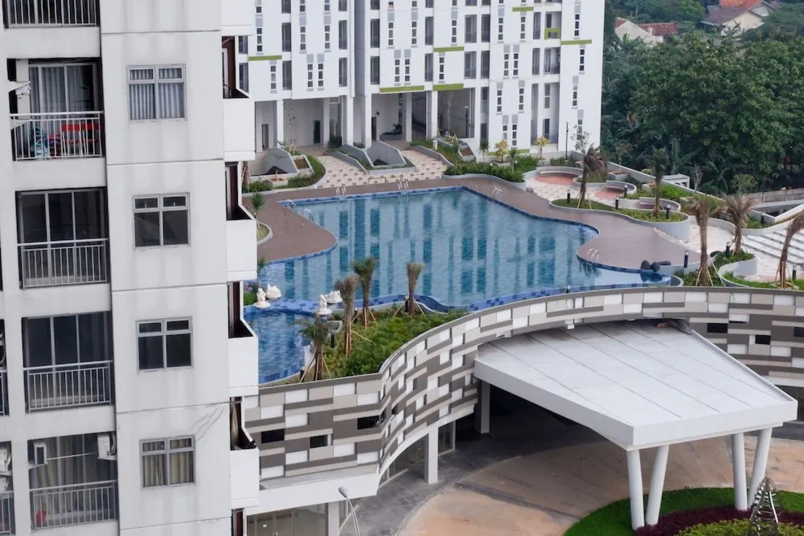 Cozy Studio Tree Park Apartment near BSD City