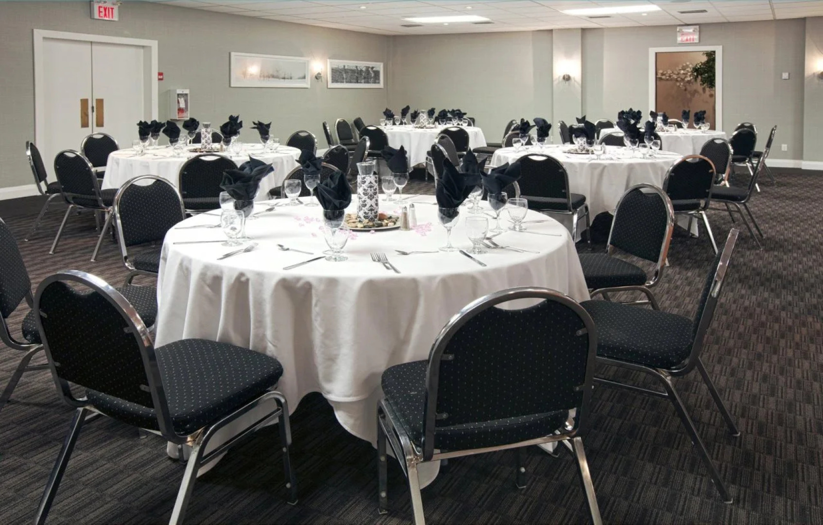 Sandman Hotel & Suites Kelowna