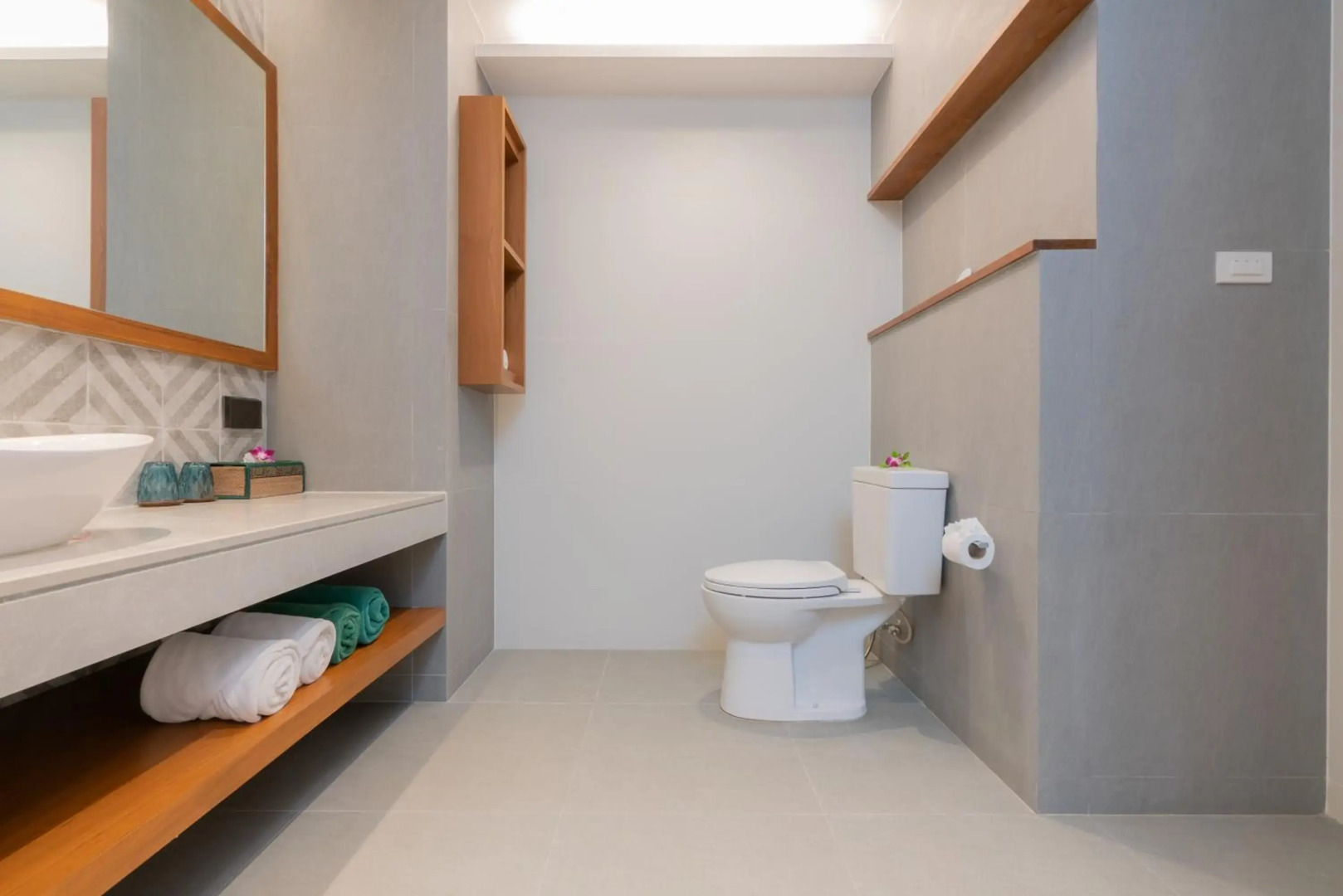 Khaolak Wanaburee Resort