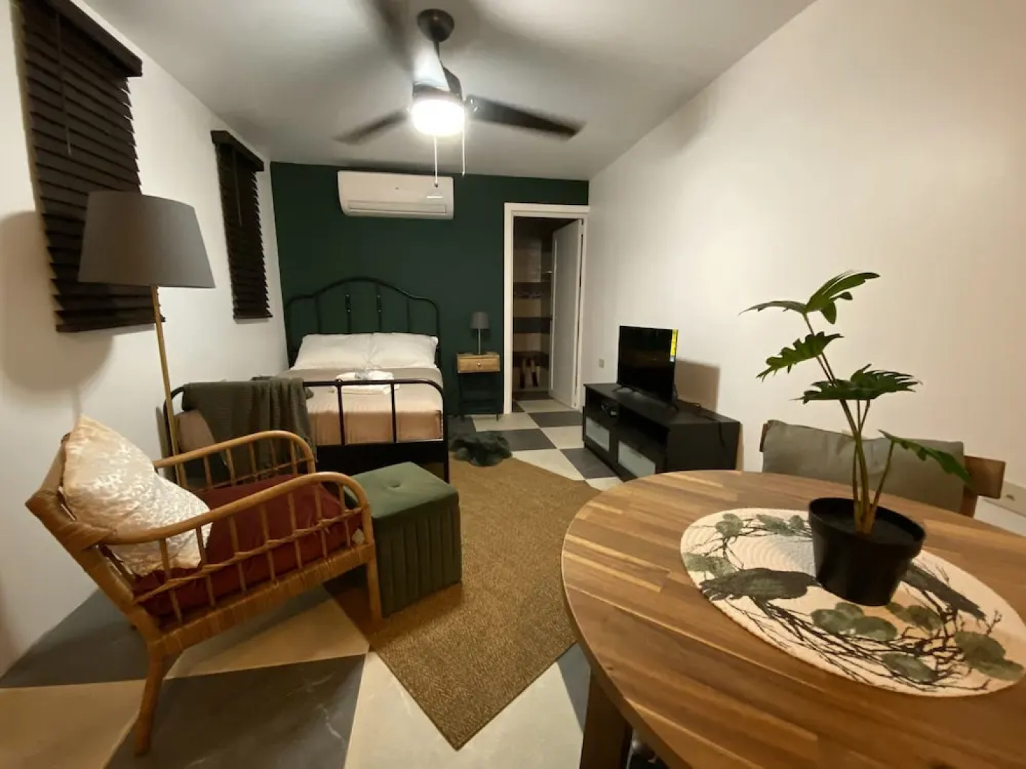 El Flamingo Beach Club