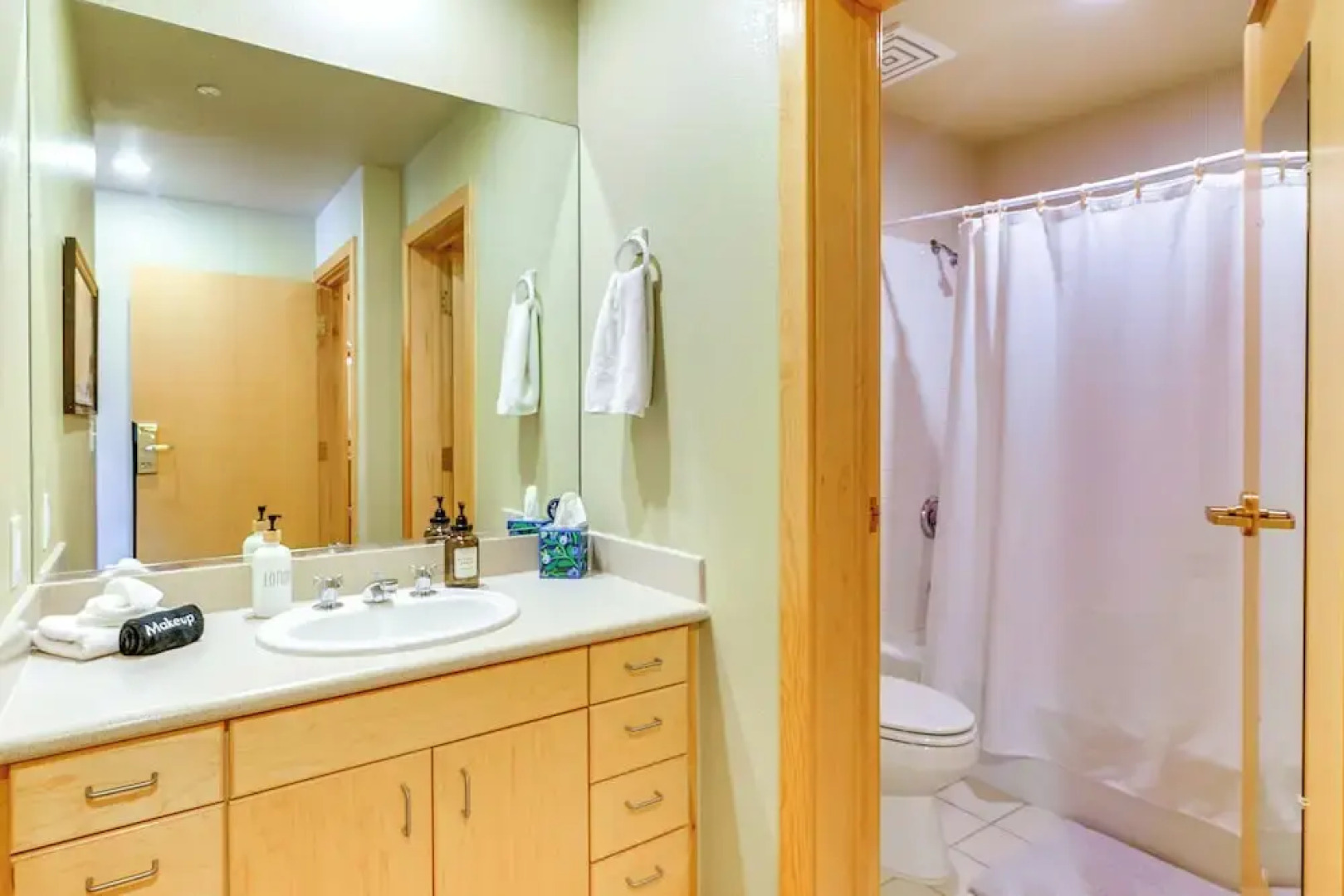 Ski-in/ Out Solitude Ski Village Condo w/ Hot Tub