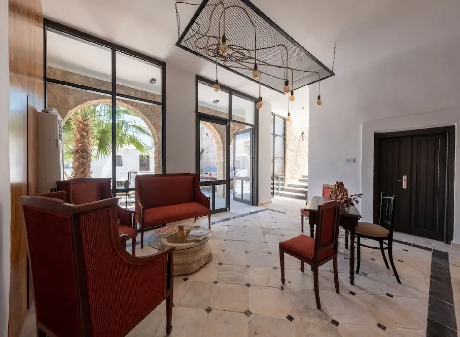 La Regina Veneziana Guest House & Cafe