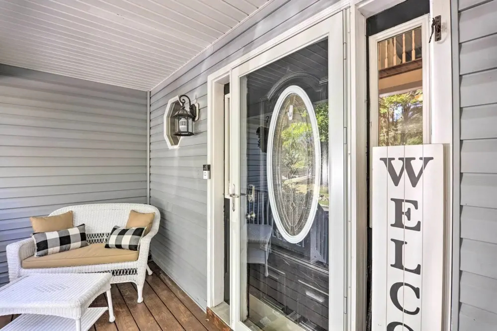 Poconos Escape w/ Hot Tub & Fire Pit