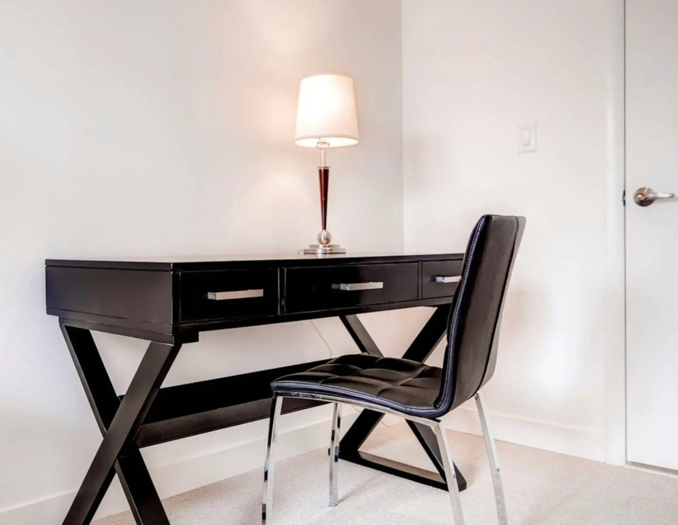 Global Luxury Suites at Chinatown