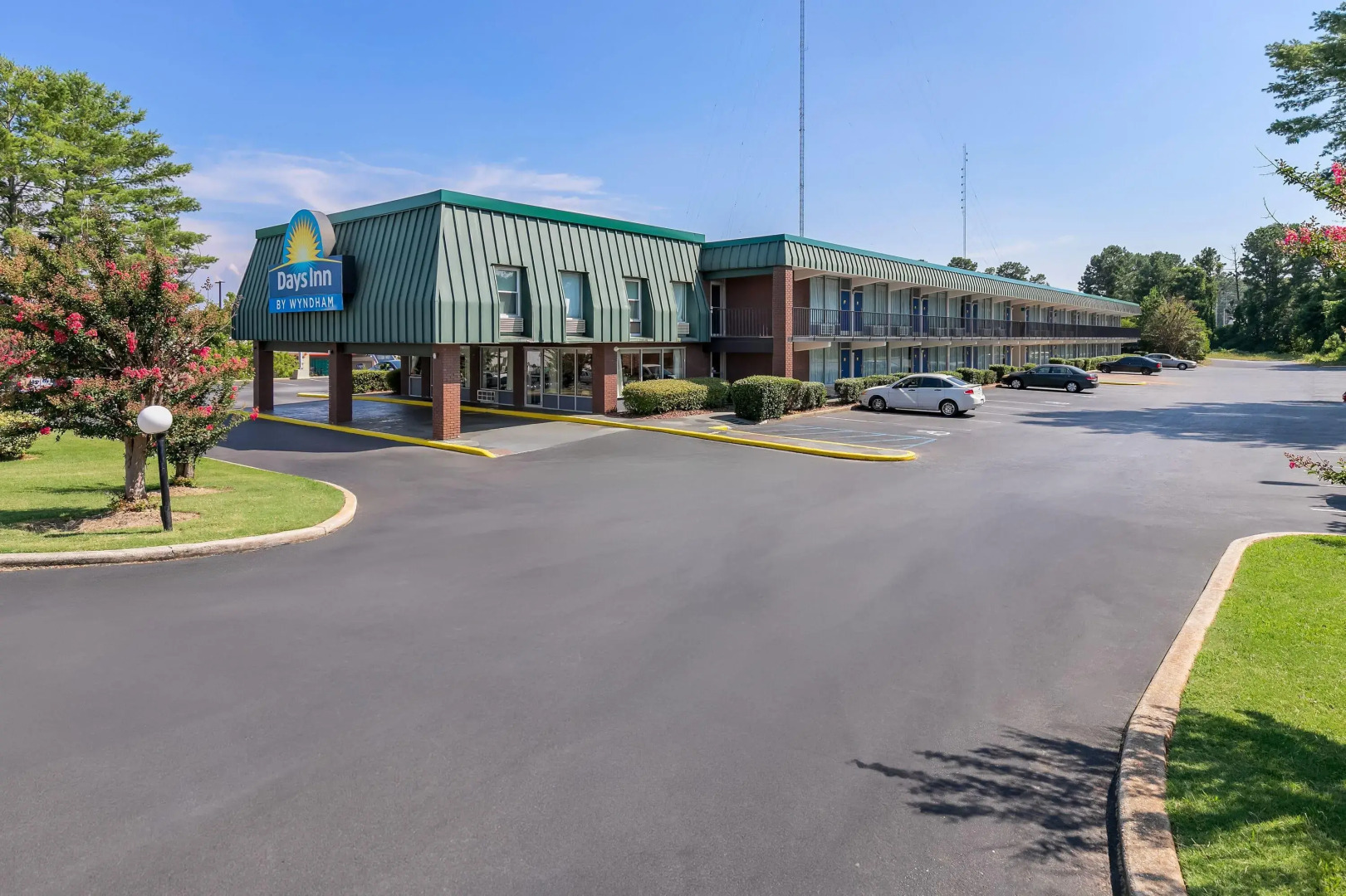 Days Inn by Wyndham Seneca / Clemson Area