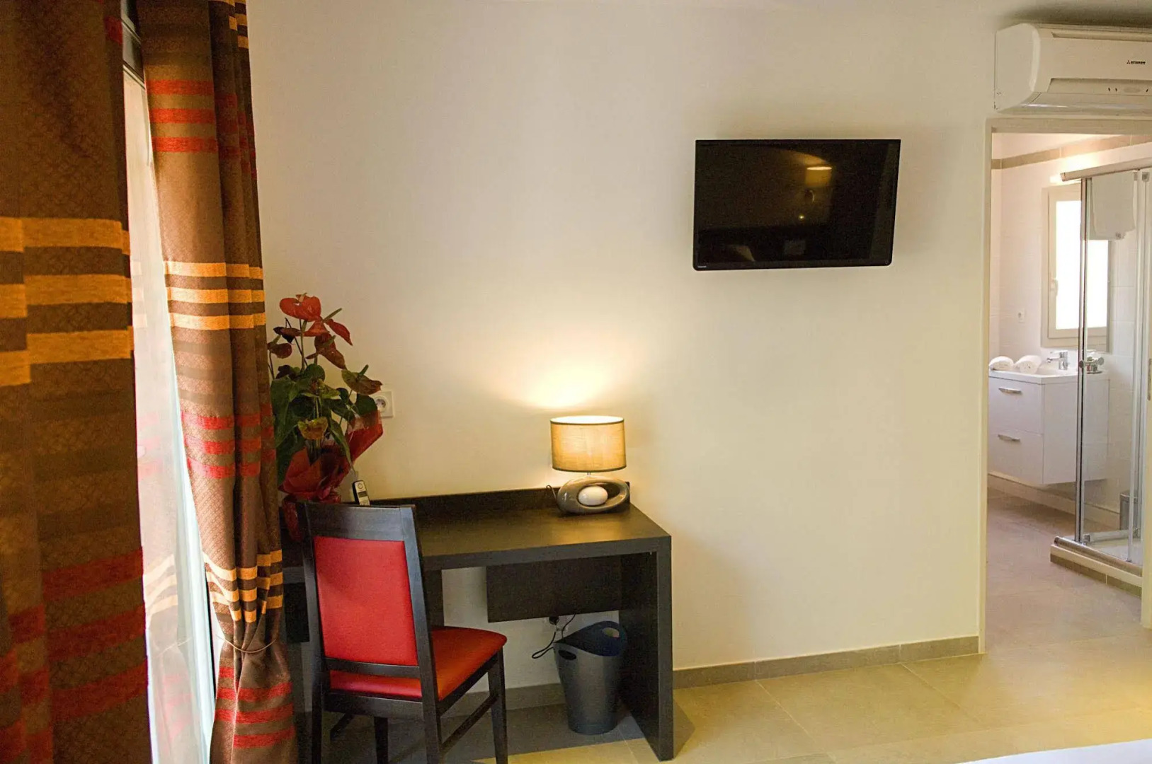 The Originals City, Hôtel Les Bastides du Gapeau, Hyères Nord