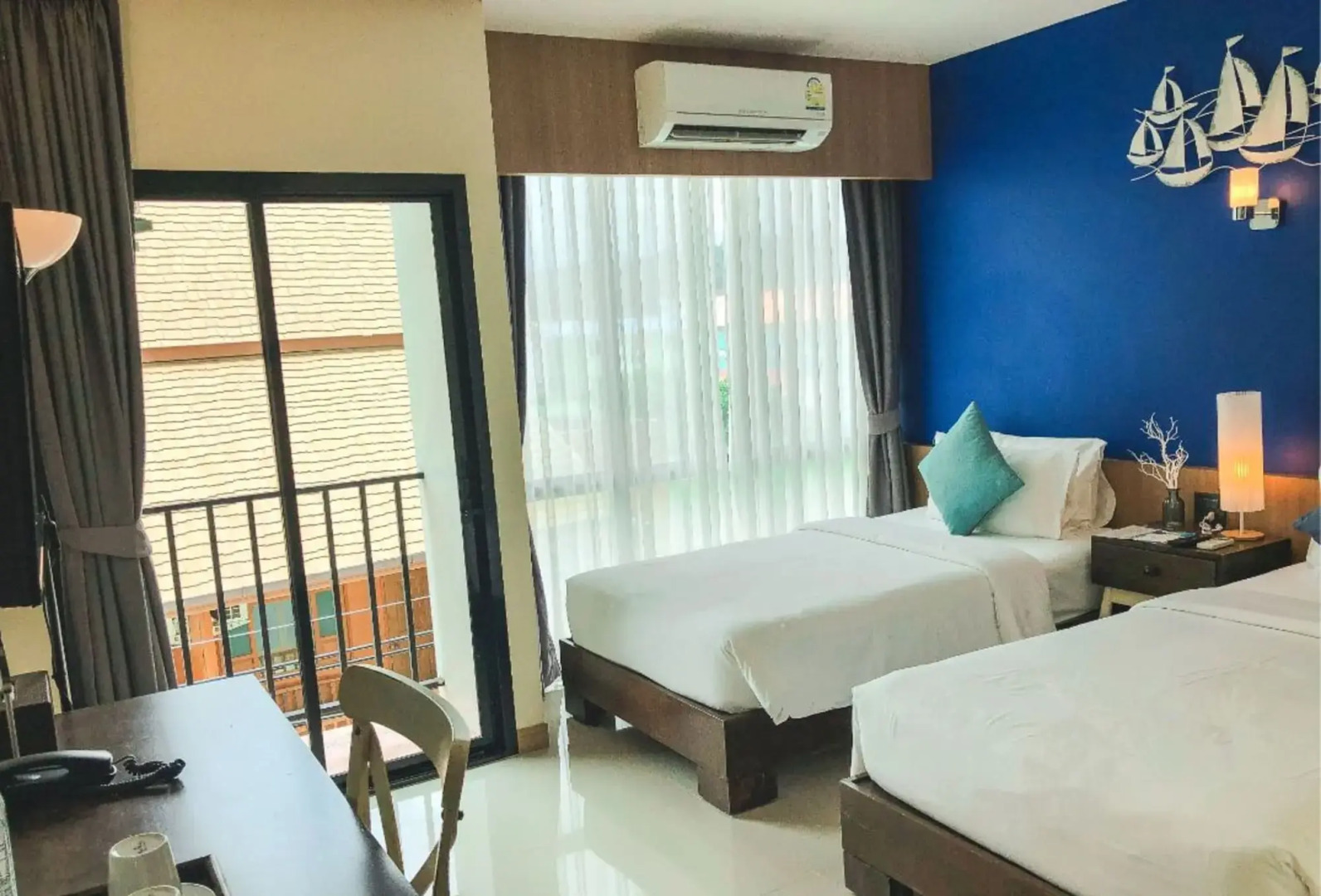 The Sixteenth Naiyang Beach Hotel