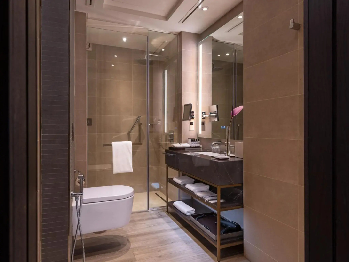 Hyatt Regency Al Kout Mall