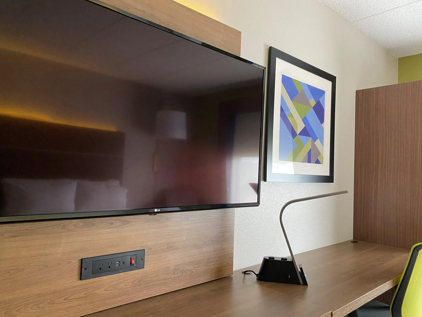Holiday Inn Express & Suites Fort Wayne by IHG