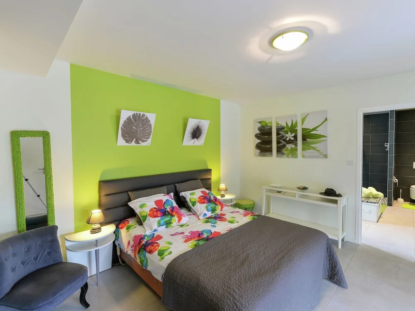 Welcoming Villa in Fouesnant With Swimming Pool