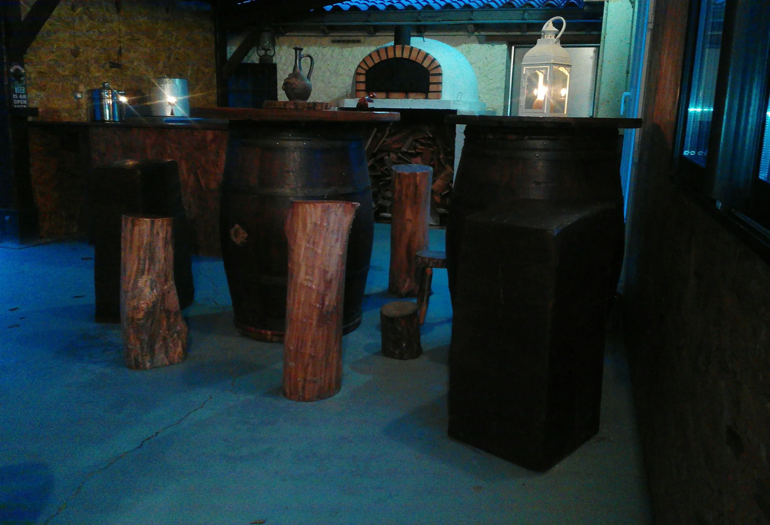 " village tonneaux de tirpoil "