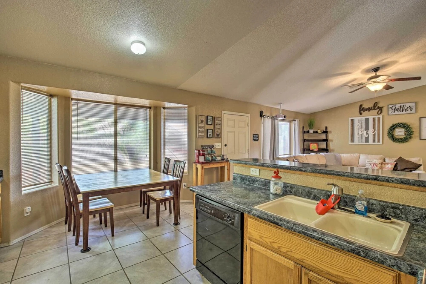 Yuma Retreat w/ Fire Pit in a Golf Course Mecca!