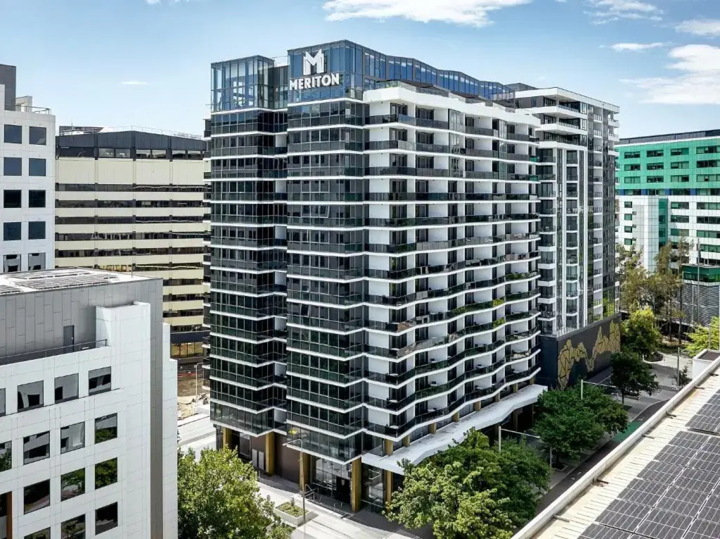Meriton Suites Canberra