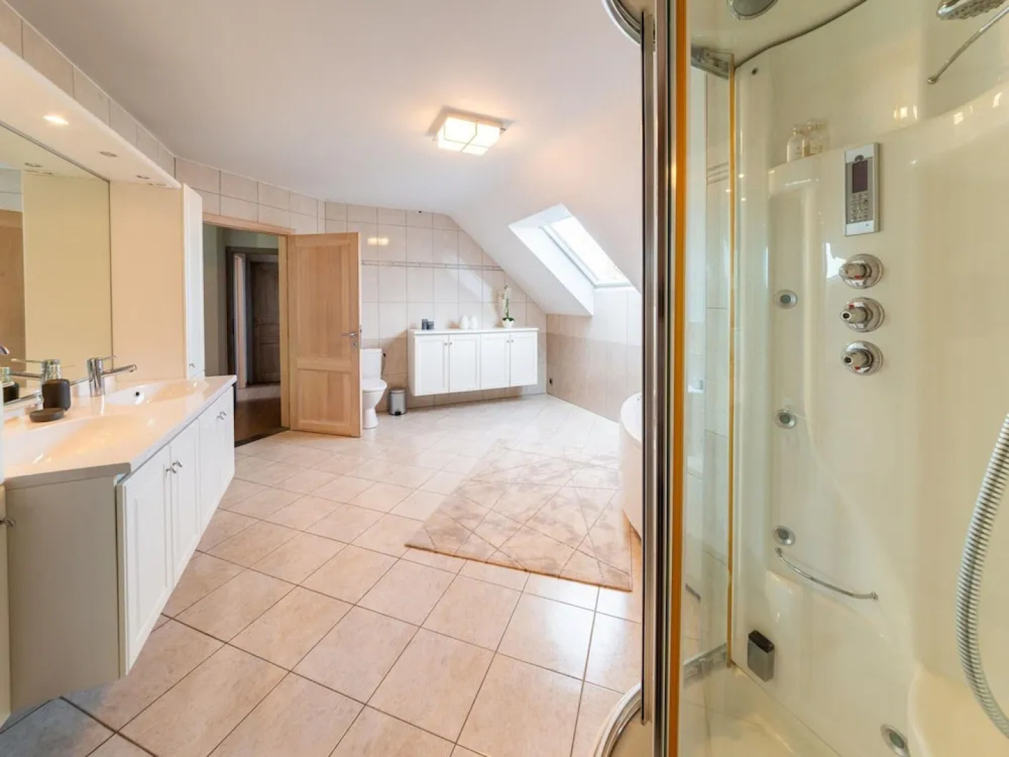 Holiday Home With Indoor Swimming Pool