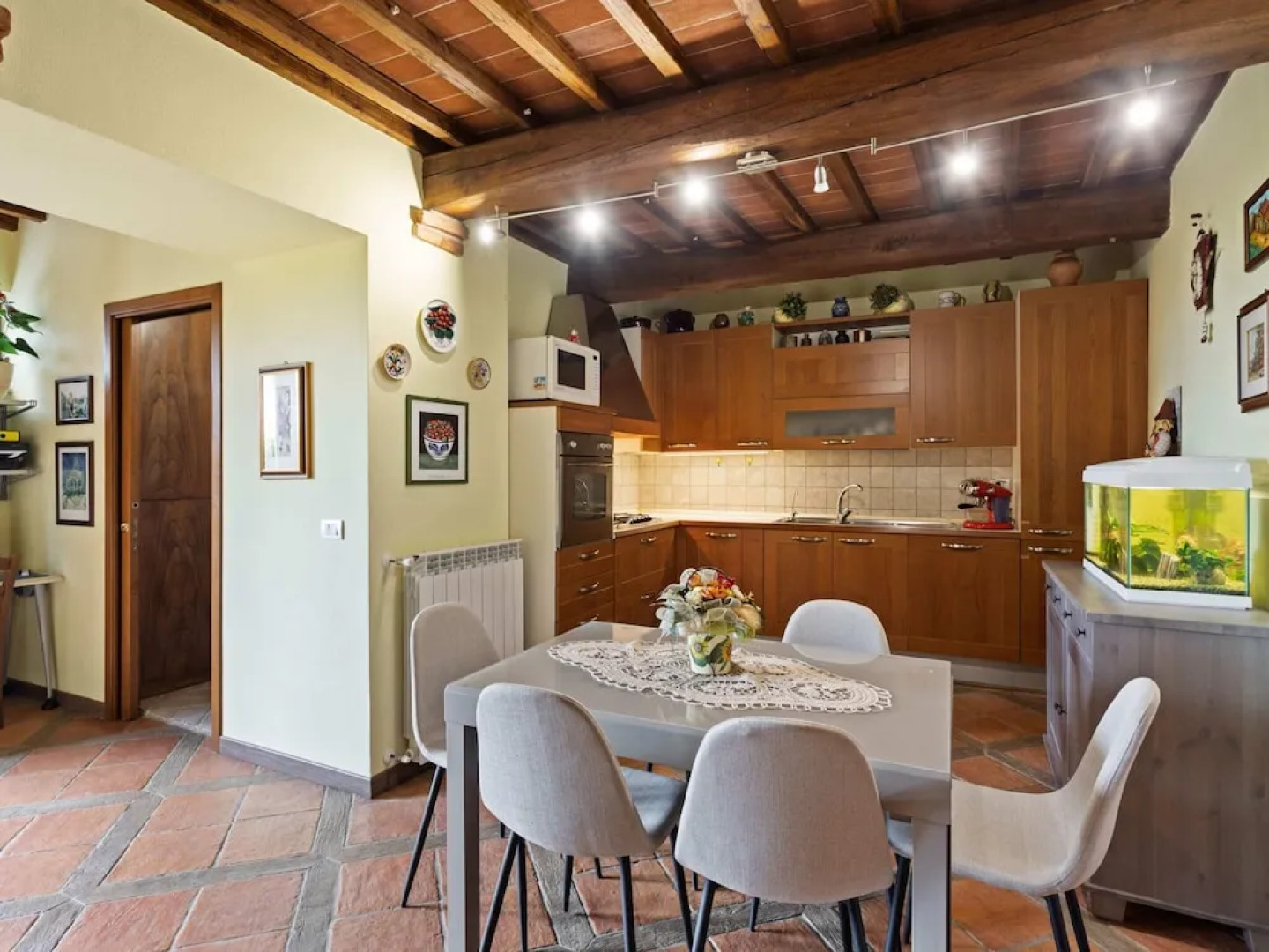 Belvilla by OYO Plush Holiday Home With Garden