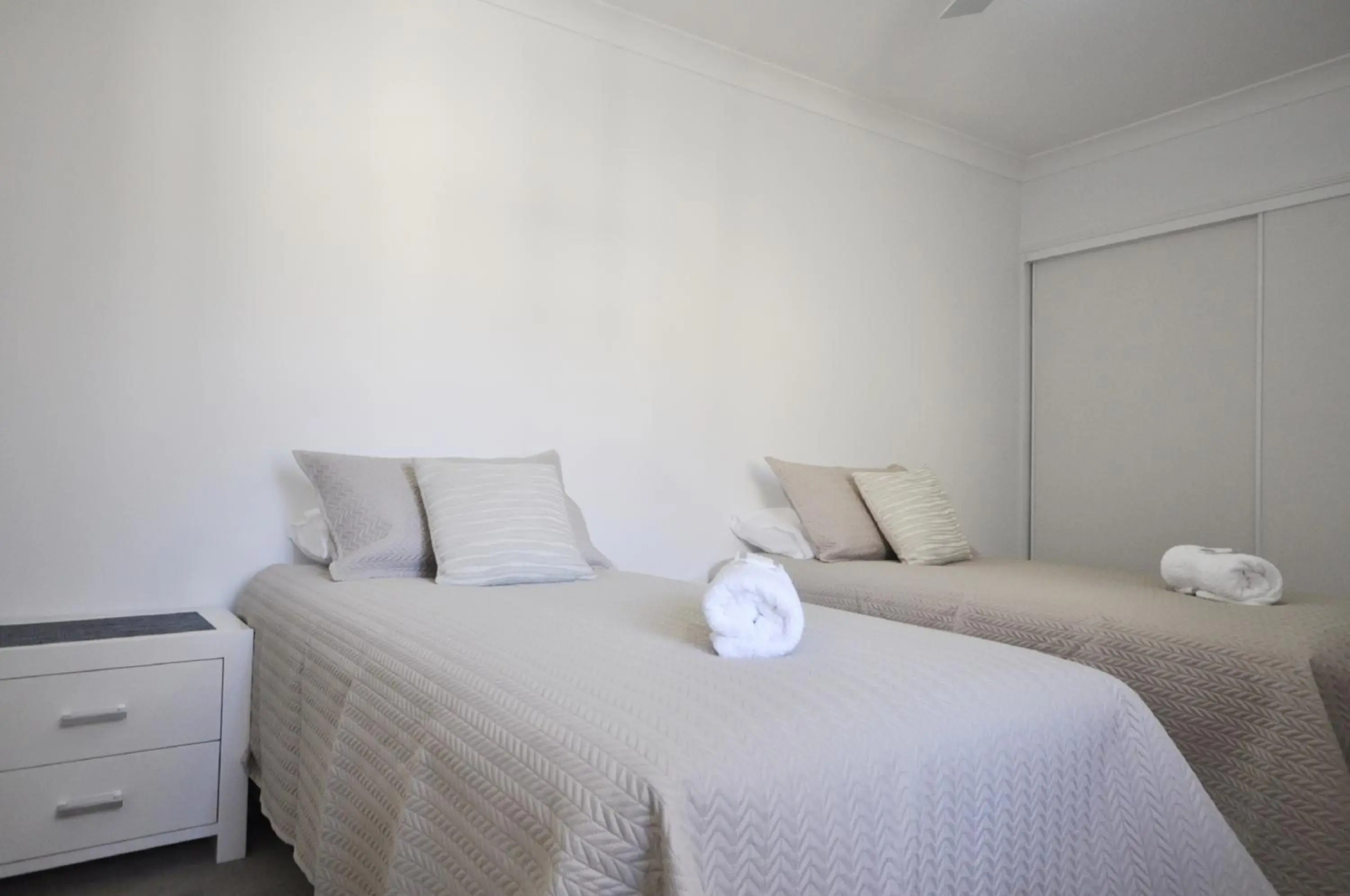 Bellissimo - 2 Bedroom apartment in the Sylvan Beach Resort!