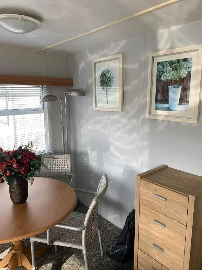 Dragonfly chalet Burghorn