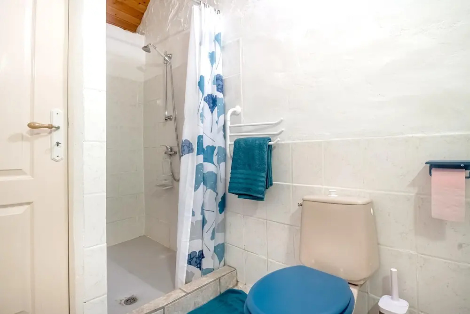 House With 8 Bedrooms in Saint-hilaire-peyroux, With Enclosed Garden a