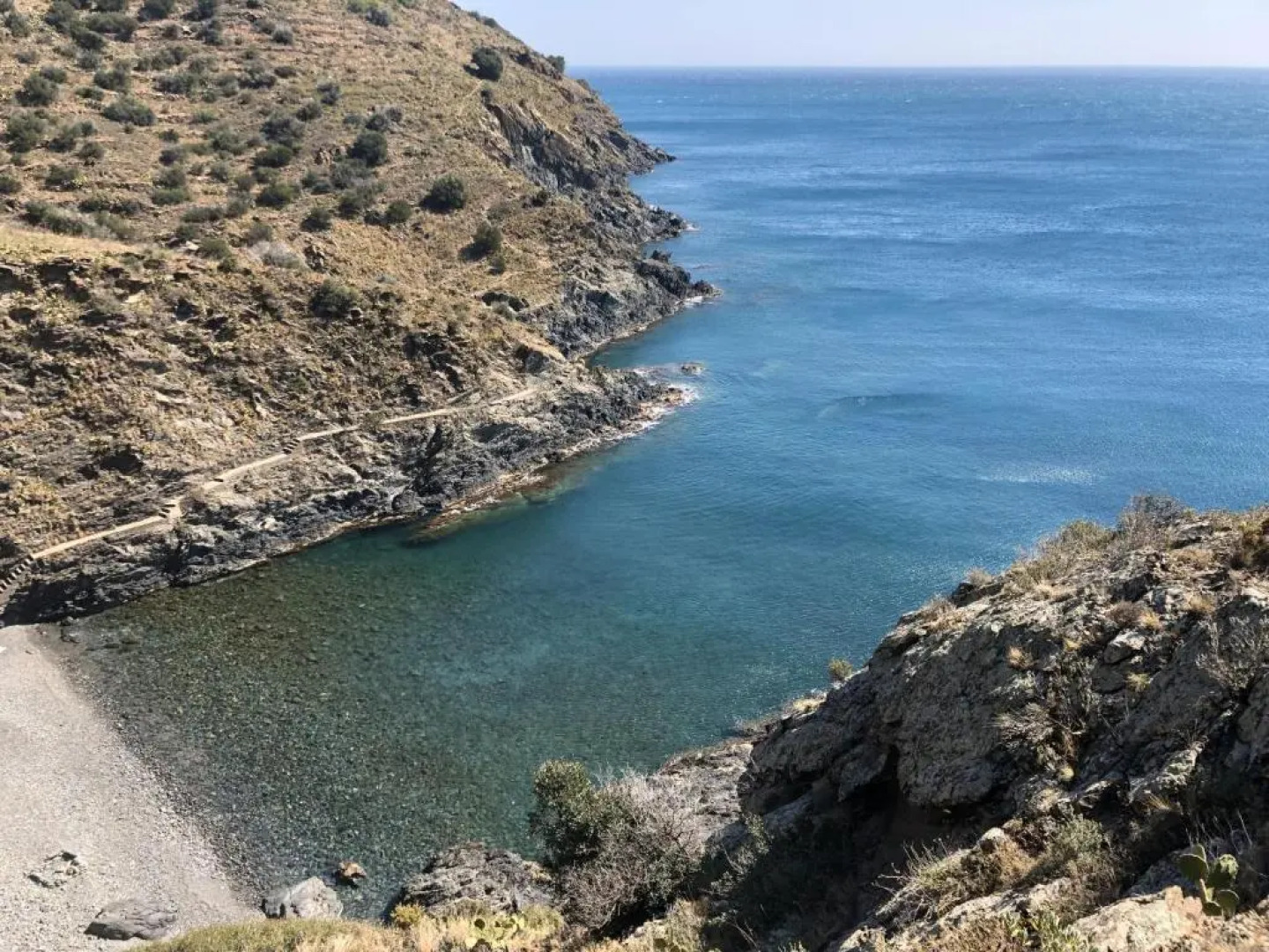 Piso en la costa brava y al inicio del Pirineo
