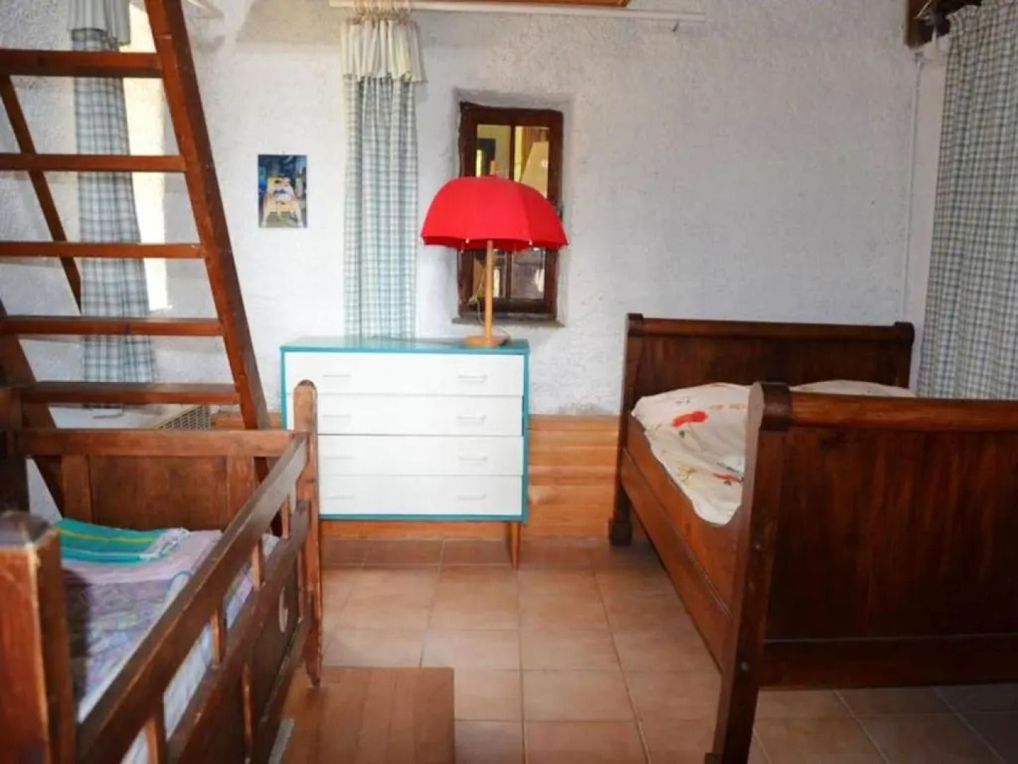 Appartement de 2 chambres avec piscine partagee et terrasse amenagee a Valleraugue