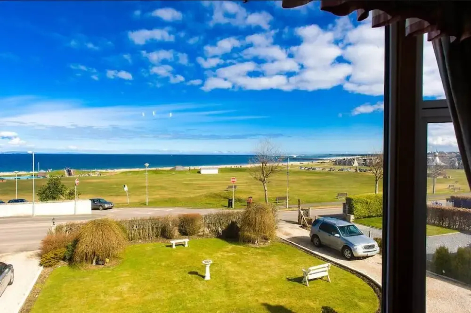 The Wetherby Sea-View House