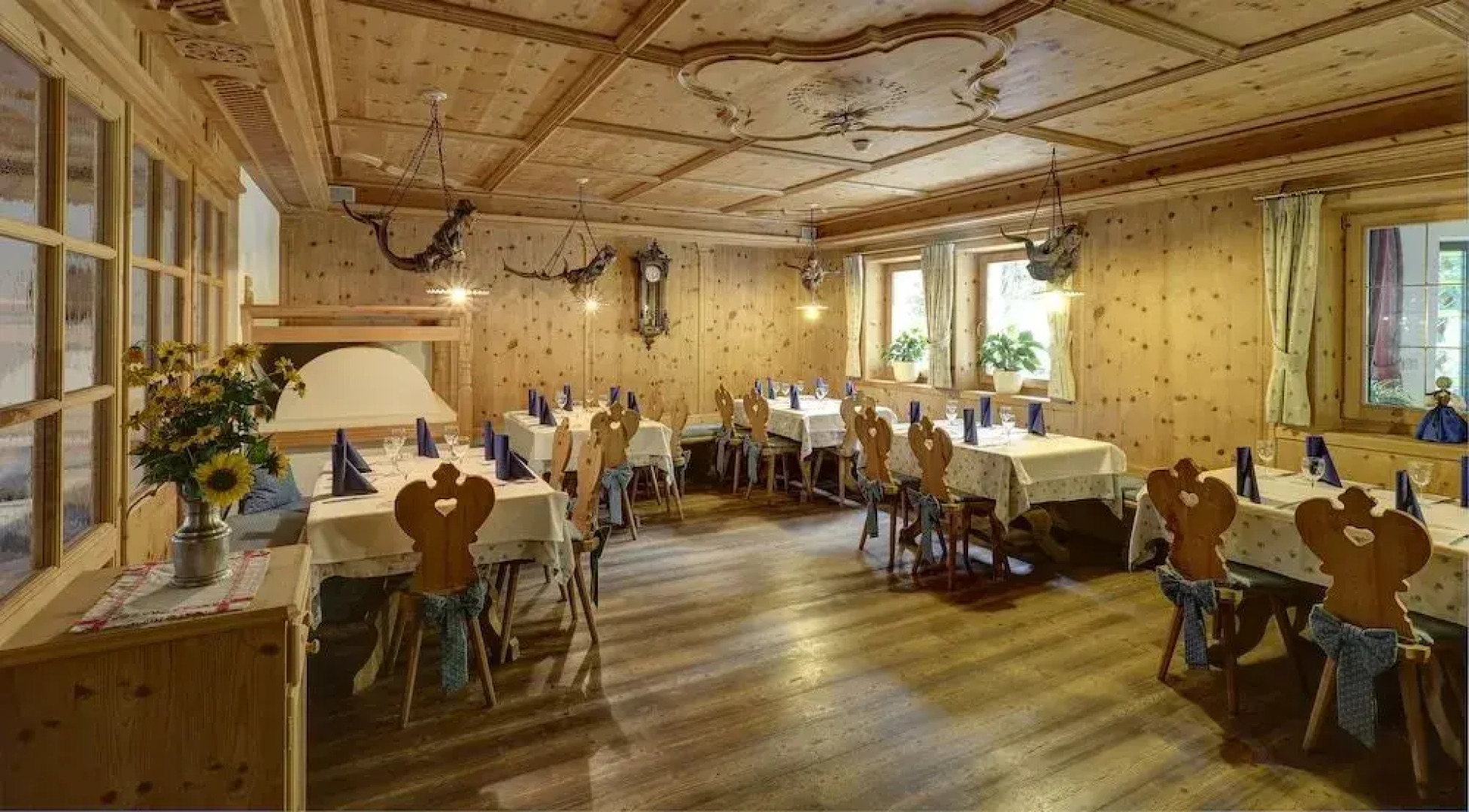 Ahrner Wirt Apartments