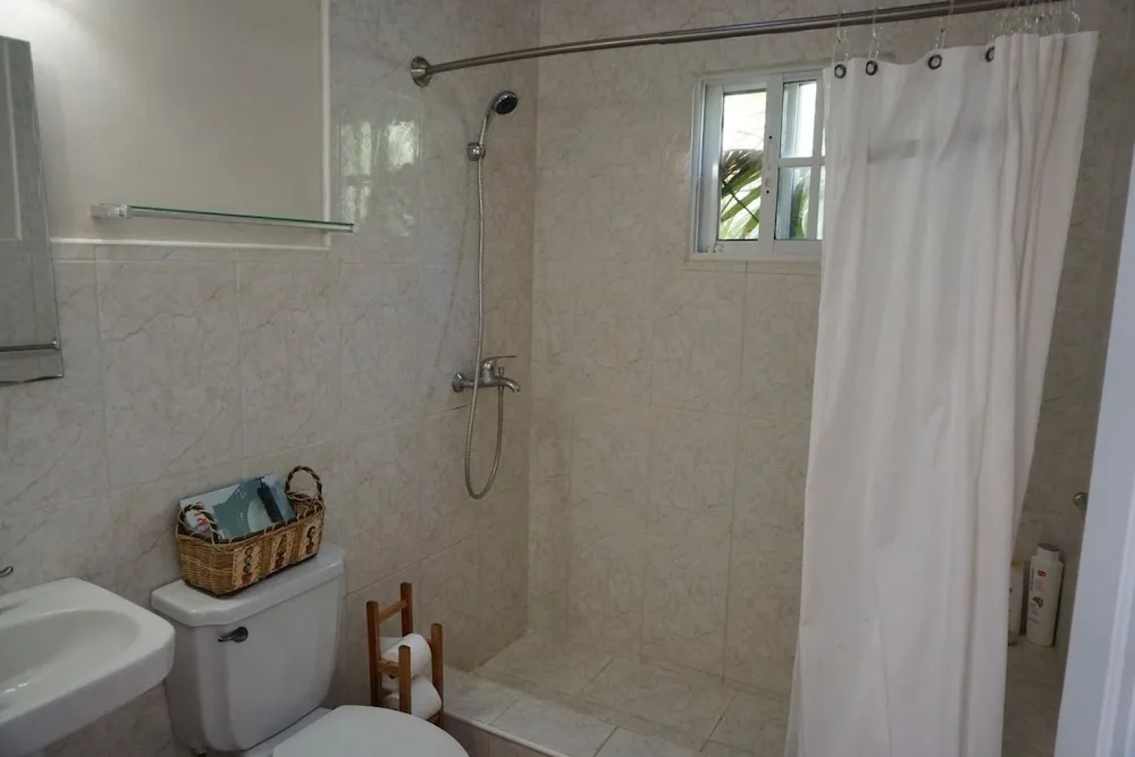 Baoba Breeze Bed & Breakfast