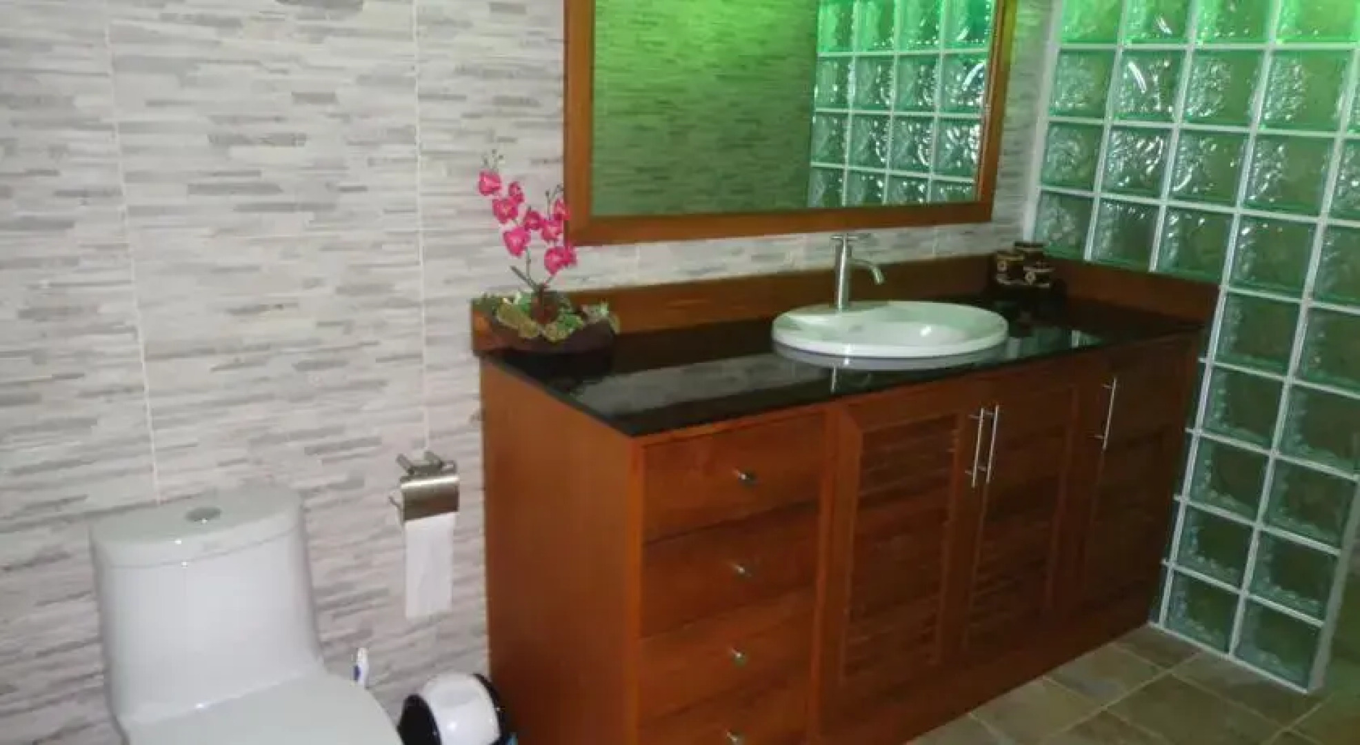 Khanom Beach Resident