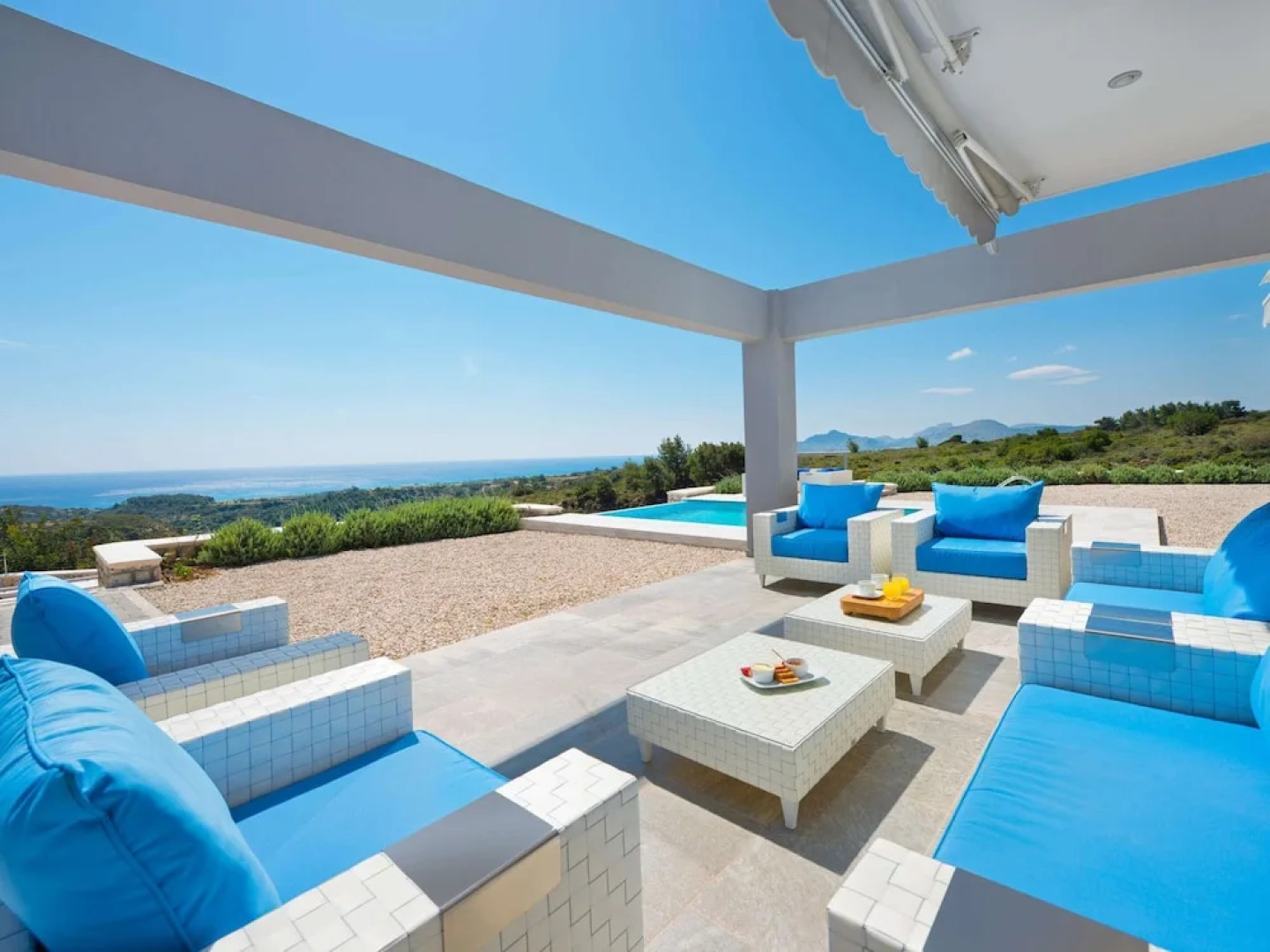 Villa in Rhodes With Infinity Pool & Sea Views