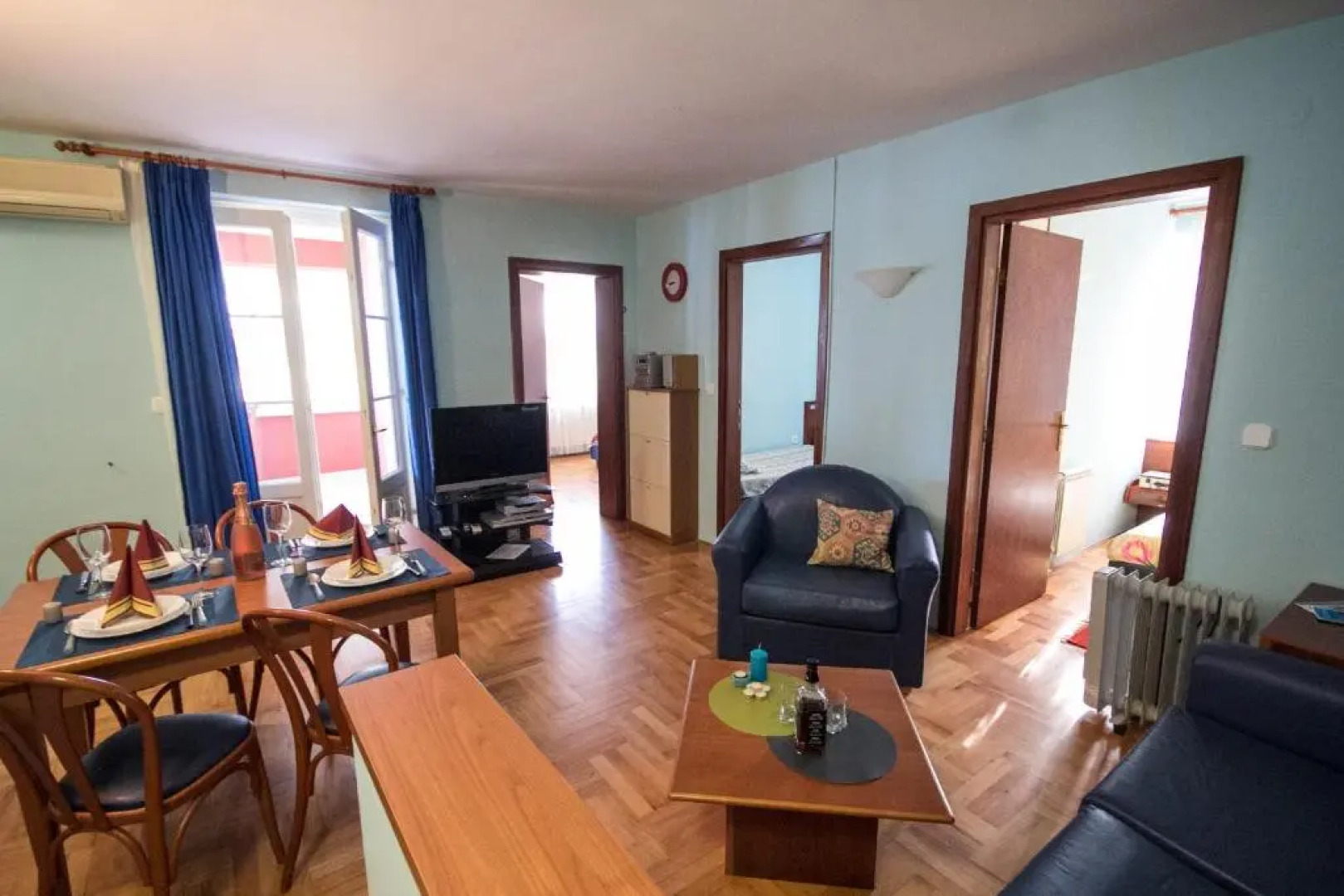 Apartments Valdepian