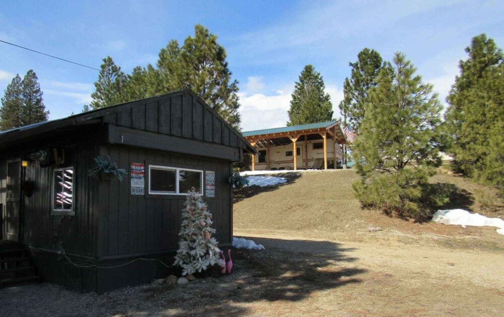 Uncle Billy Bob's Redneck Trailers Vacation Rentals-Bubba's Glamper #4